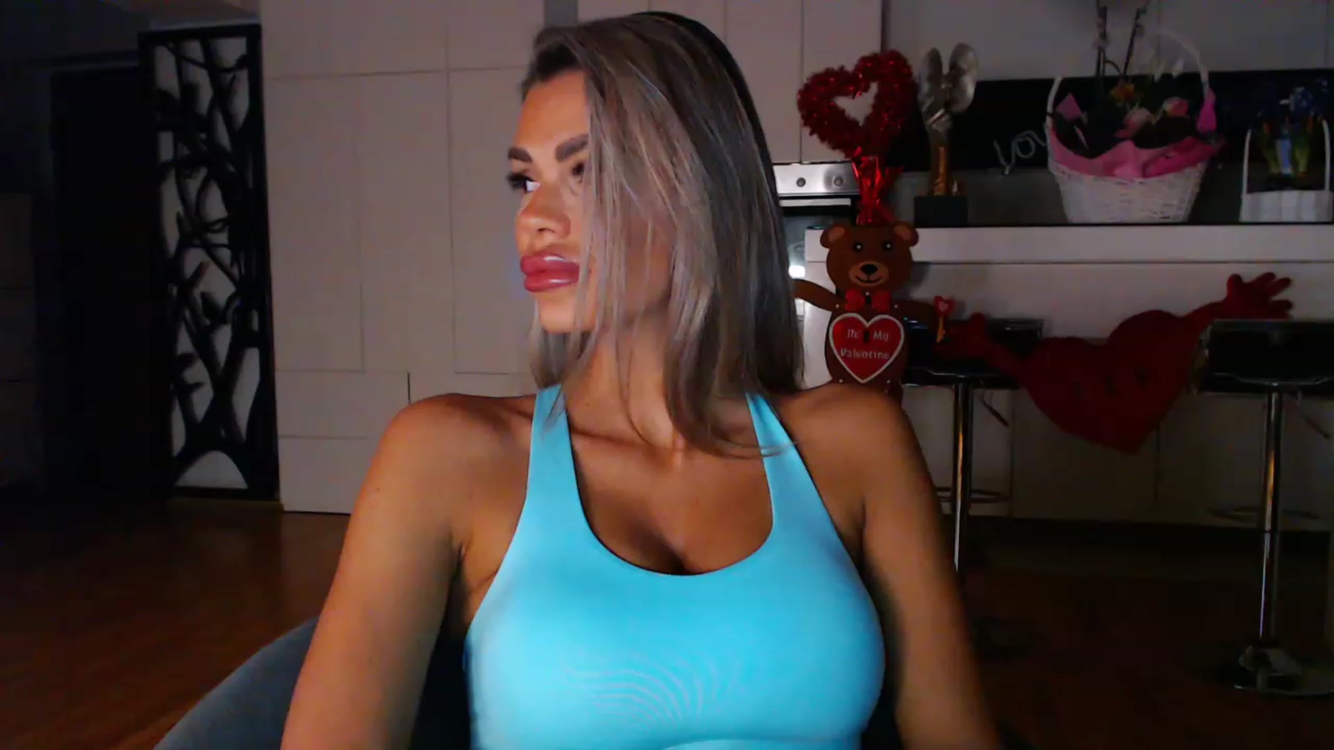 Gallery image thumbnail from D_y_y's myfreecams stream on, 02/26/2023, 04:35 image 5 of 20