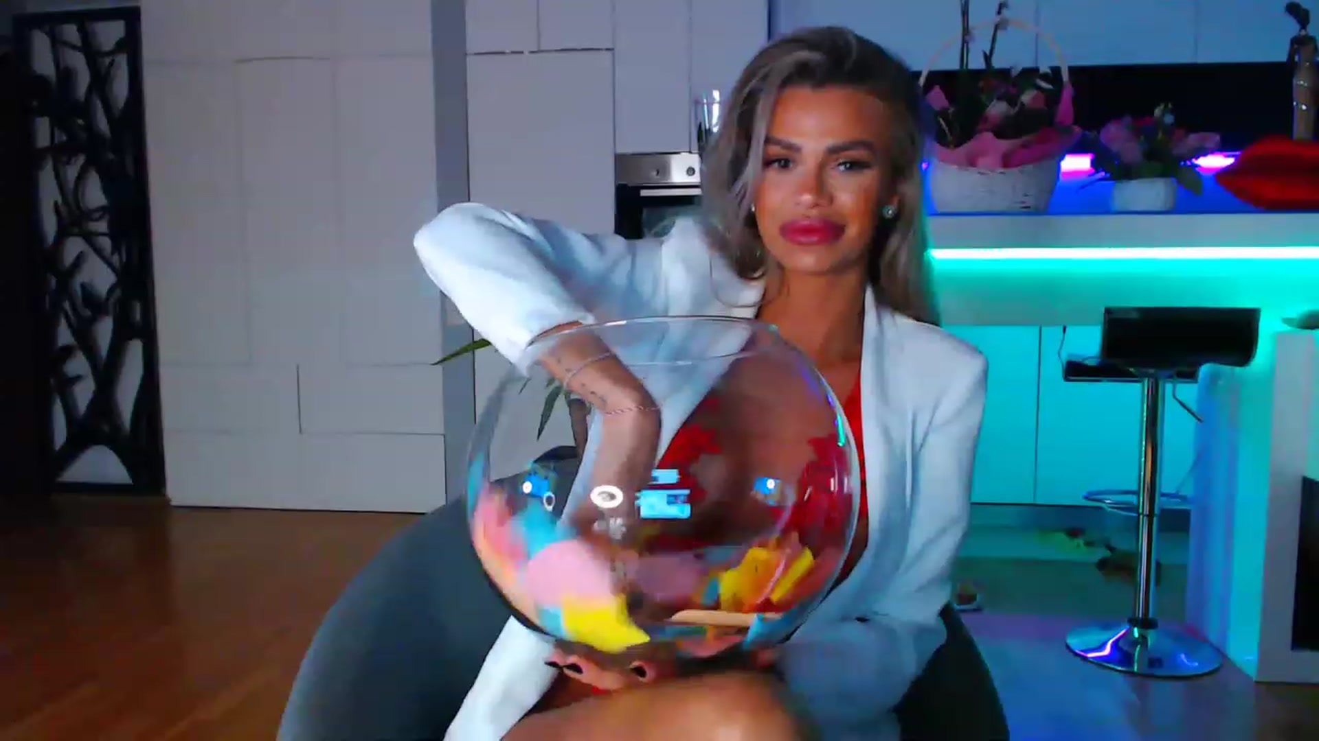 Gallery image thumbnail from D_y_y's myfreecams stream on, 03/02/2023, 05:33 image 15 of 20