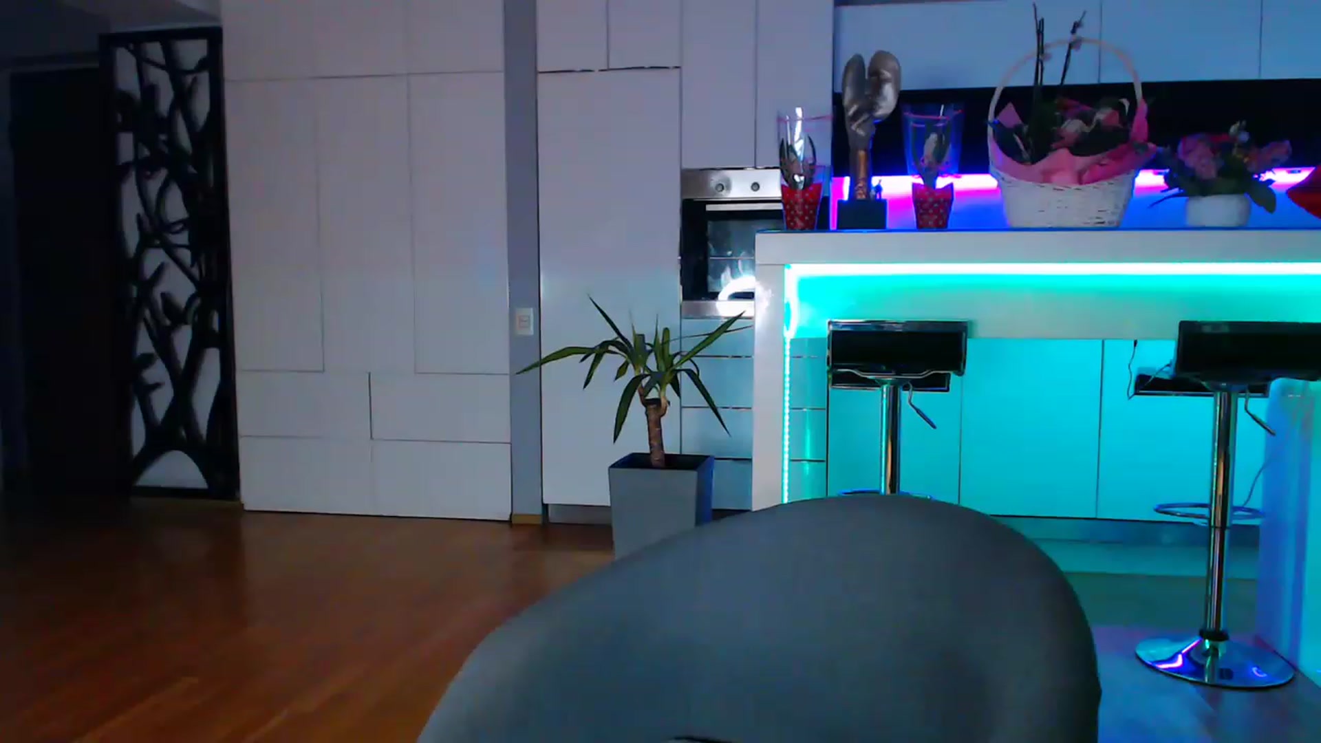 Gallery image thumbnail from D_y_y's myfreecams stream on, 03/02/2023, 23:42 image 2 of 20