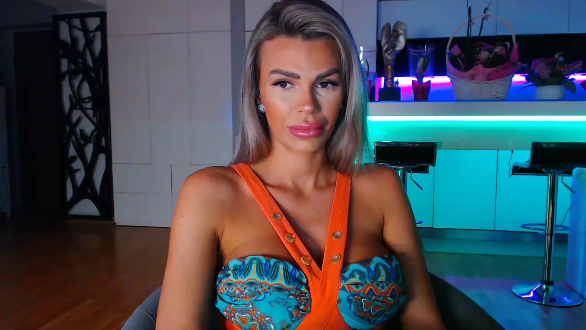 Gallery image thumbnail from D_y_y's myfreecams stream on, 03/02/2023, 23:42 image 12 of 20