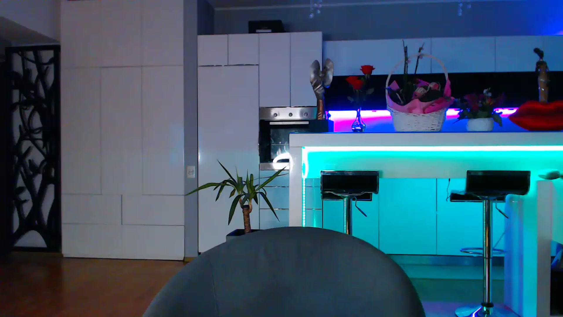 Gallery image thumbnail from D_y_y's myfreecams stream on, 03/05/2023, 06:01 image 4 of 20