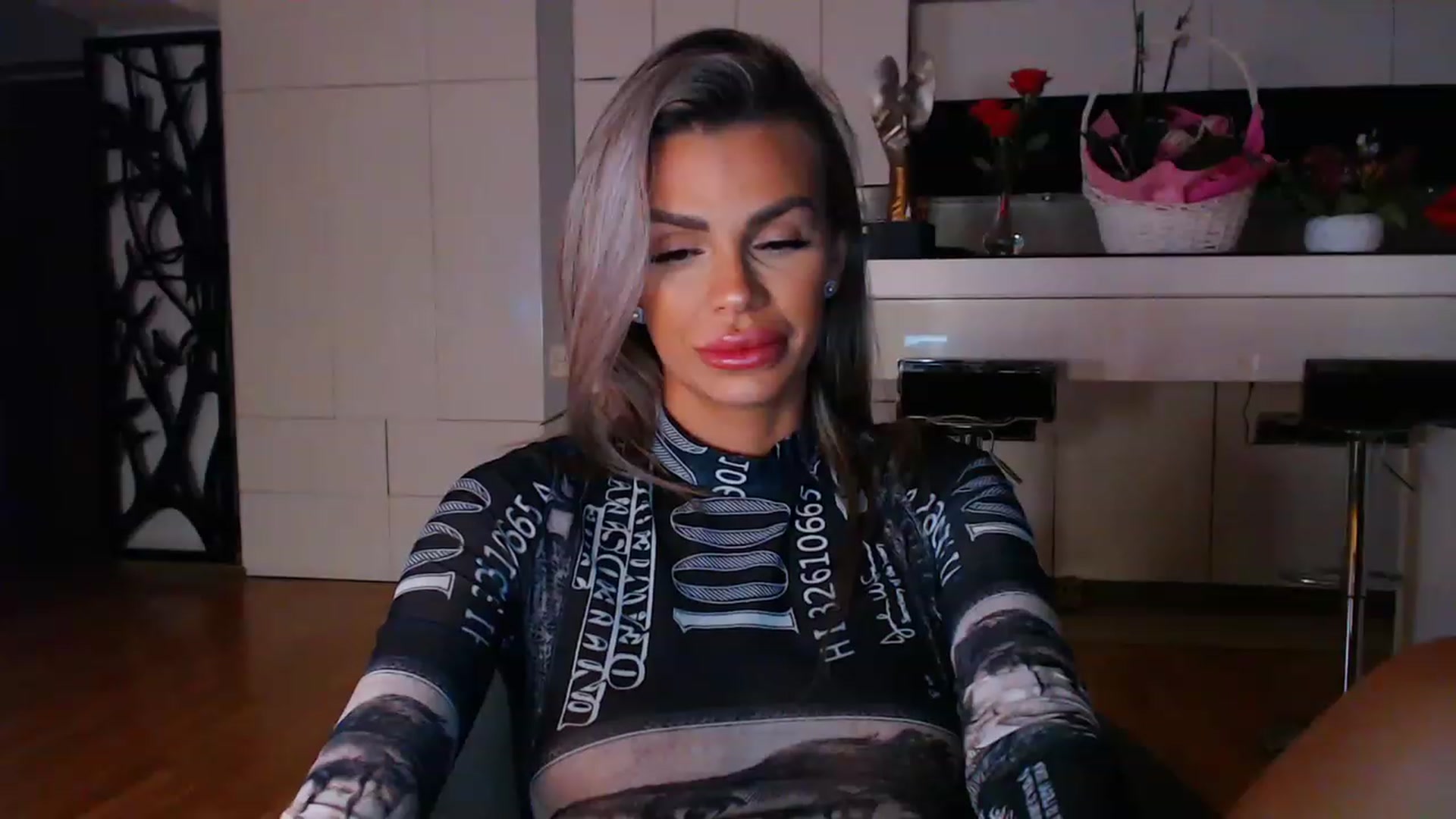 Gallery image thumbnail from D_y_y's myfreecams stream on, 03/06/2023, 01:54 image 15 of 20