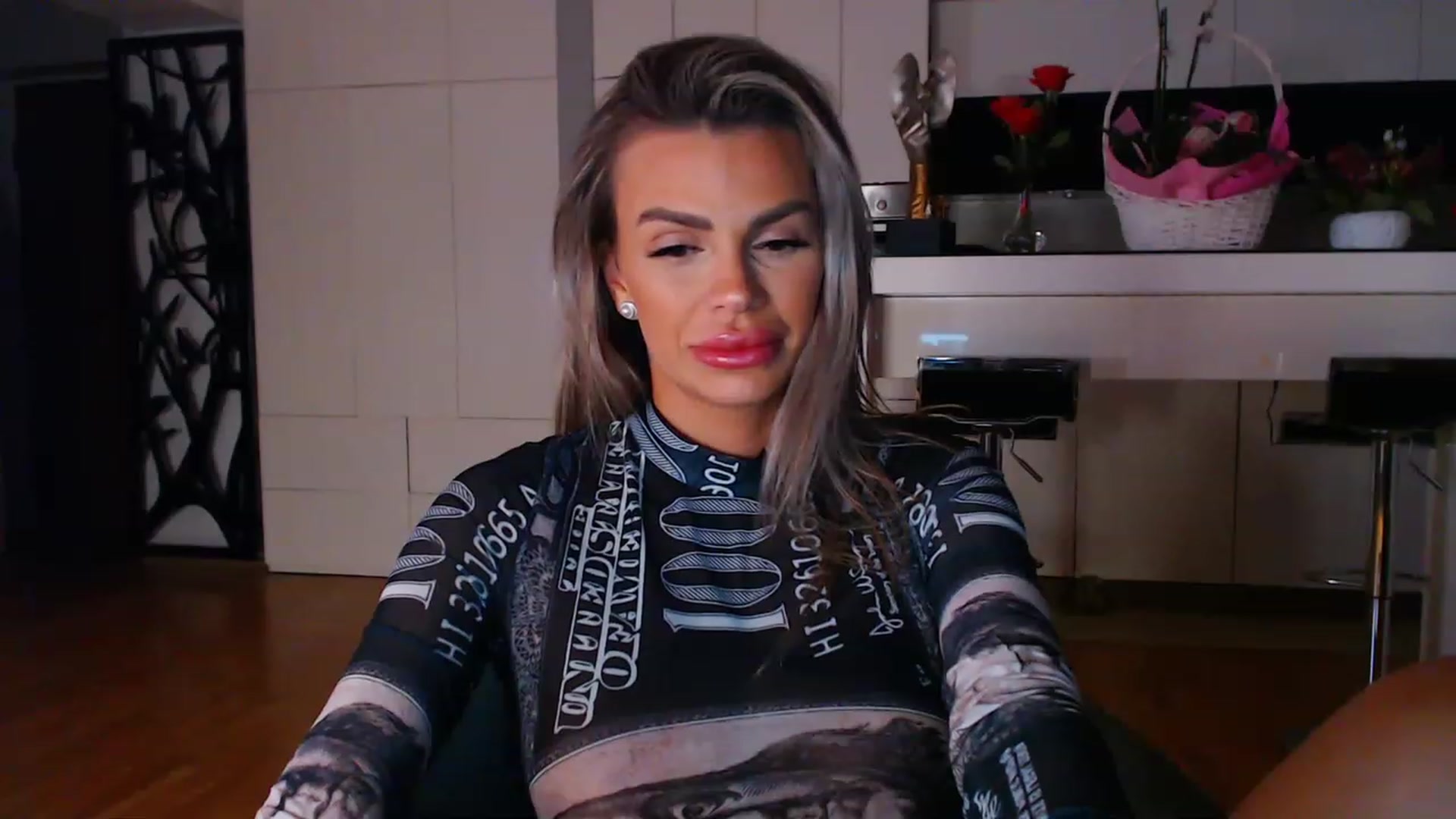 Gallery image thumbnail from D_y_y's myfreecams stream on, 03/06/2023, 01:54 image 17 of 20
