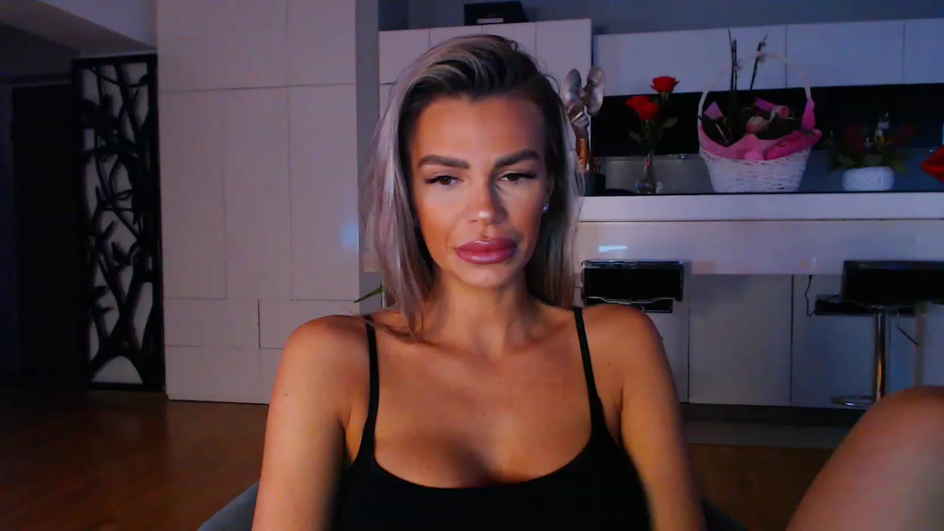 Gallery image thumbnail from D_y_y's myfreecams stream on, 03/07/2023, 05:52 image 7 of 20