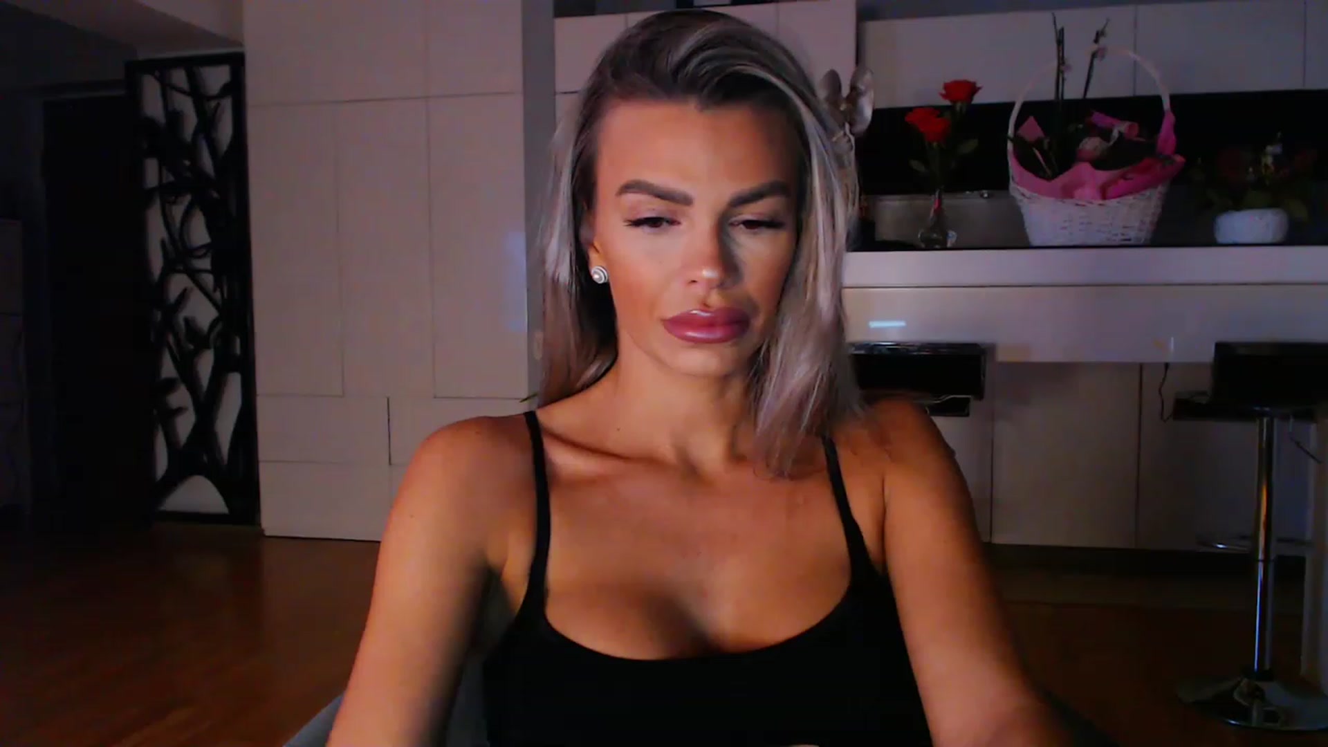 Gallery image thumbnail from D_y_y's myfreecams stream on, 03/07/2023, 05:52 image 1 of 20