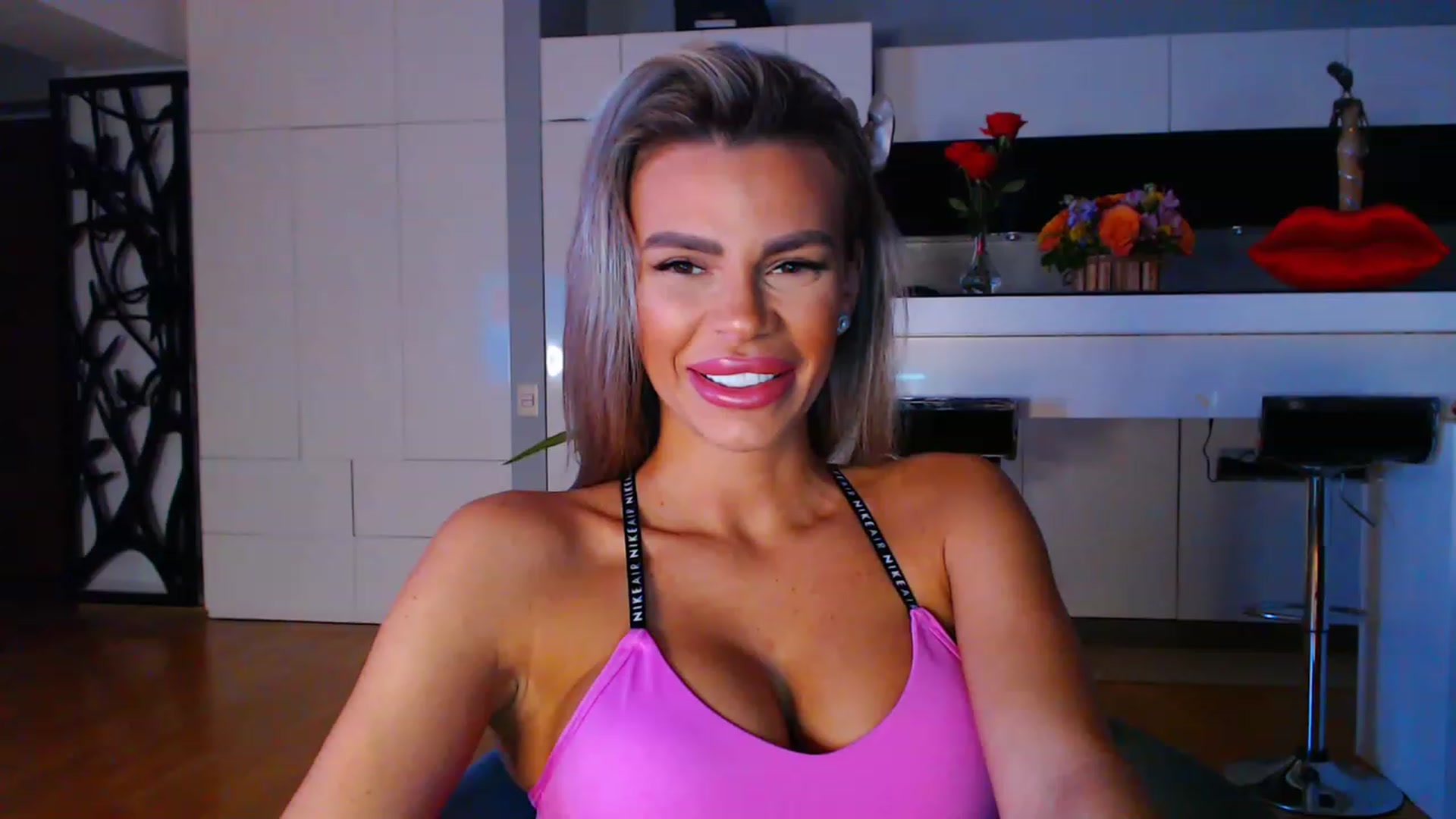 Gallery image thumbnail from D_y_y's myfreecams stream on, 03/09/2023, 05:34 image 8 of 20