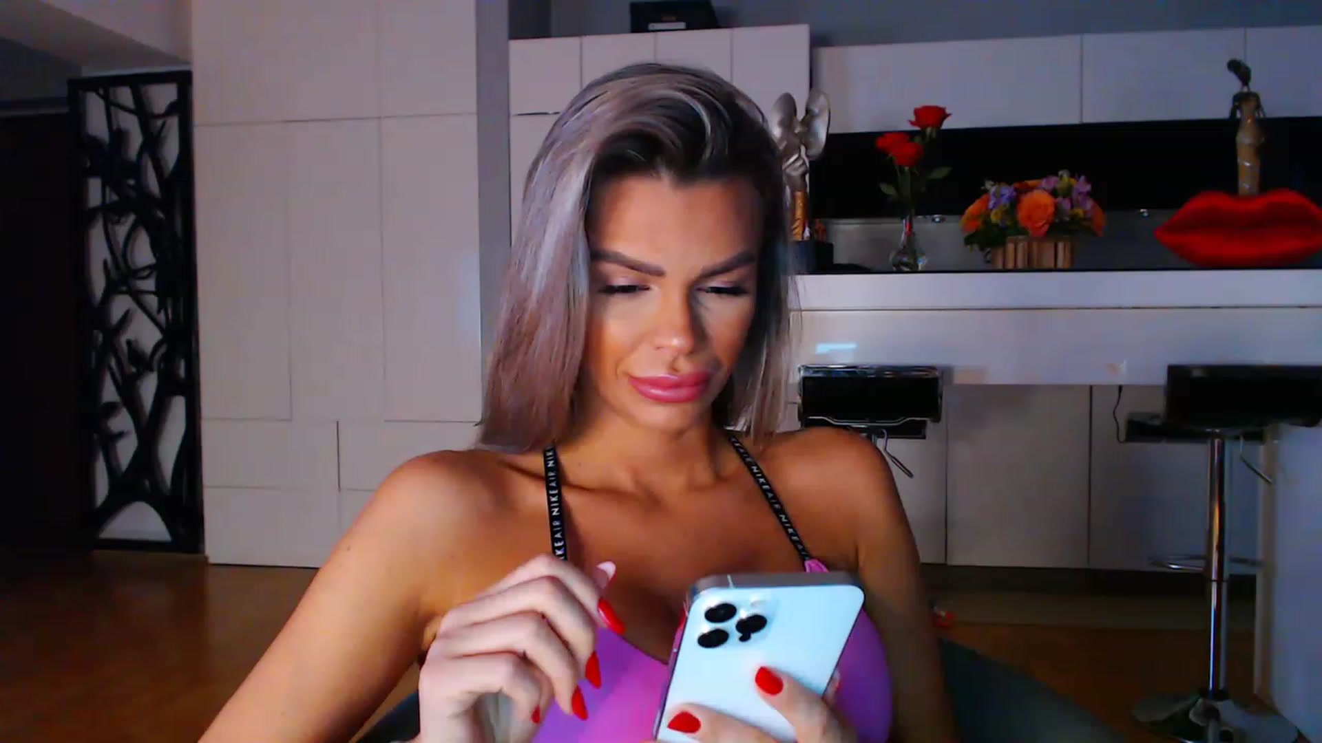Gallery image thumbnail from D_y_y's myfreecams stream on, 03/09/2023, 05:34 image 9 of 20