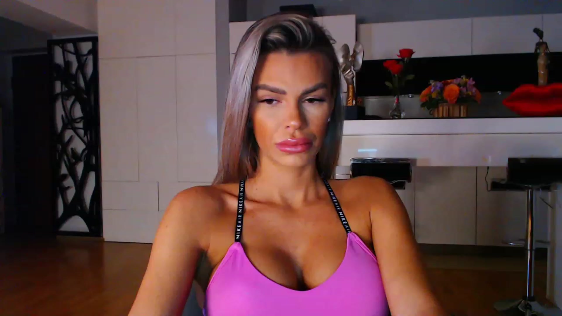 Gallery image thumbnail from D_y_y's myfreecams stream on, 03/09/2023, 05:34 image 4 of 20
