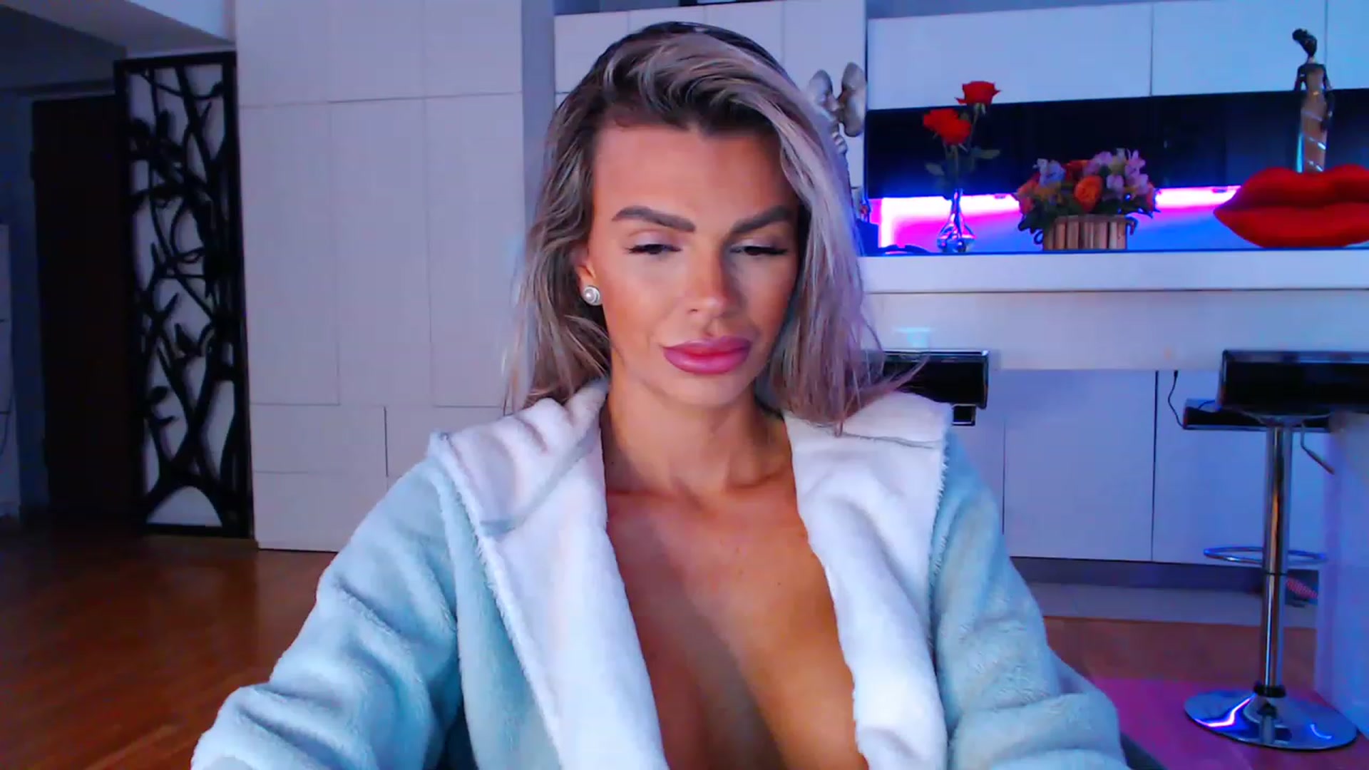 Gallery image thumbnail from D_y_y's myfreecams stream on, 03/12/2023, 05:39 image 13 of 20