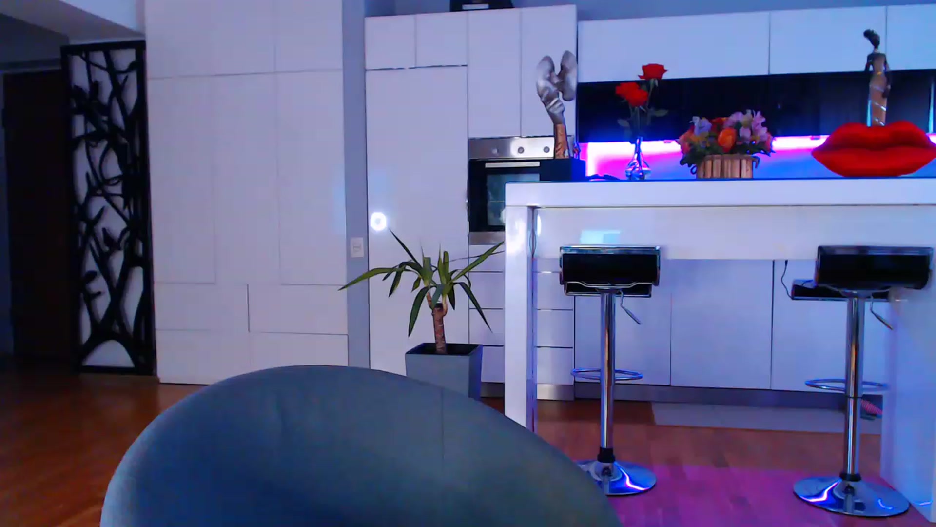 Gallery image thumbnail from D_y_y's myfreecams stream on, 03/12/2023, 05:39 image 10 of 20
