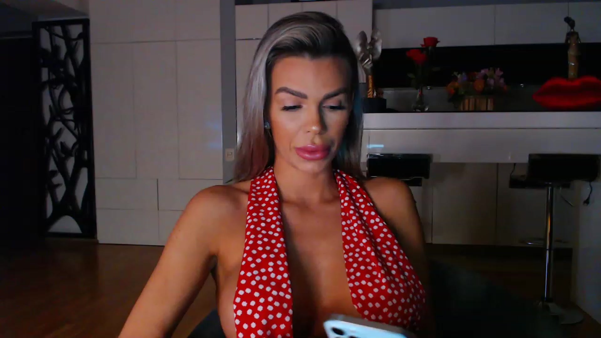 Gallery image thumbnail from D_y_y's myfreecams stream on, 03/13/2023, 01:59 image 7 of 20