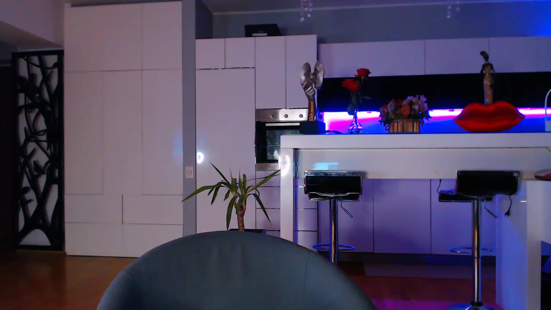 Gallery image thumbnail from D_y_y's myfreecams stream on, 03/16/2023, 04:08 image 9 of 20