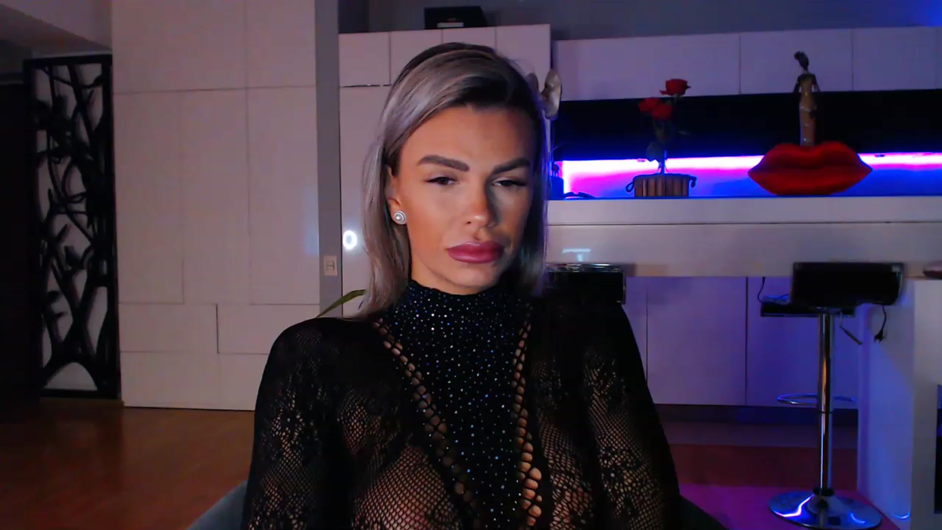 Gallery image thumbnail from D_y_y's myfreecams stream on, 03/17/2023, 03:33 image 3 of 20