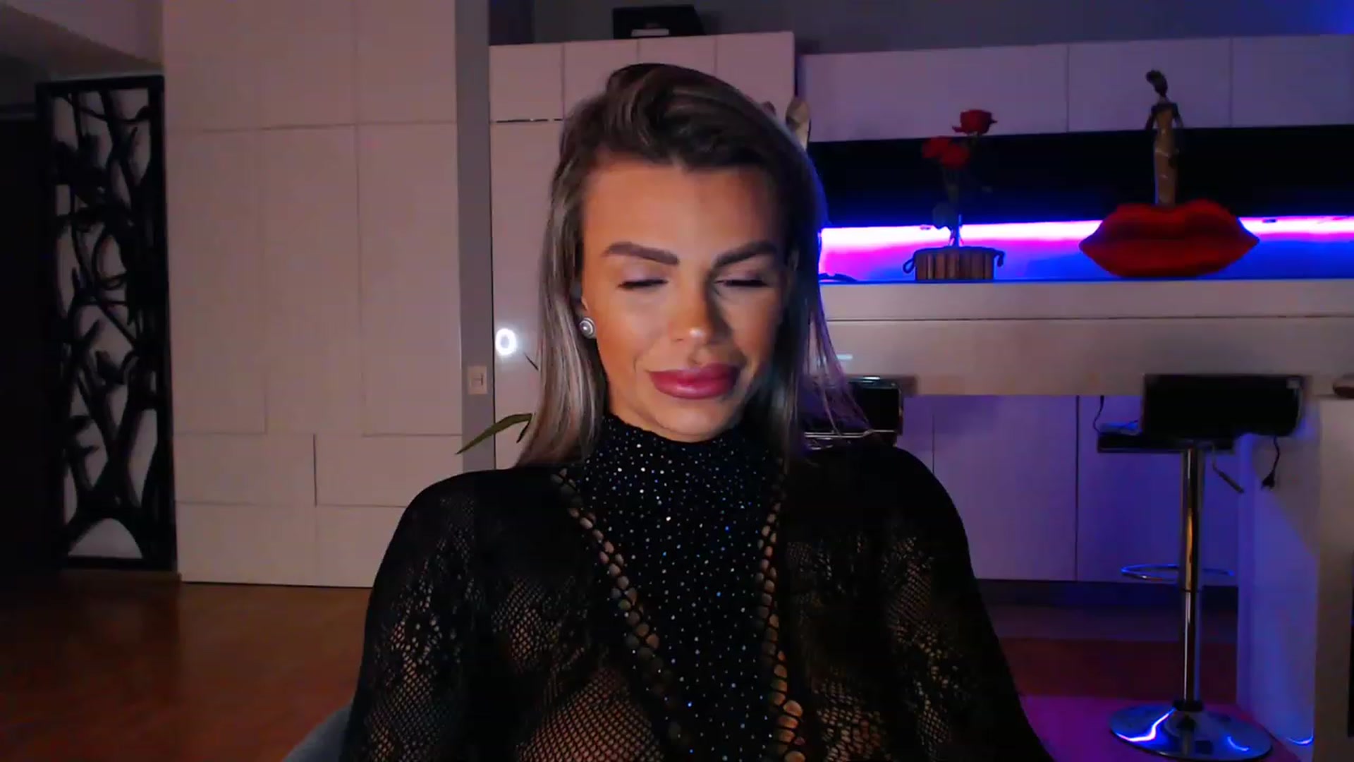 Gallery image thumbnail from D_y_y's myfreecams stream on, 03/17/2023, 03:33 image 8 of 20