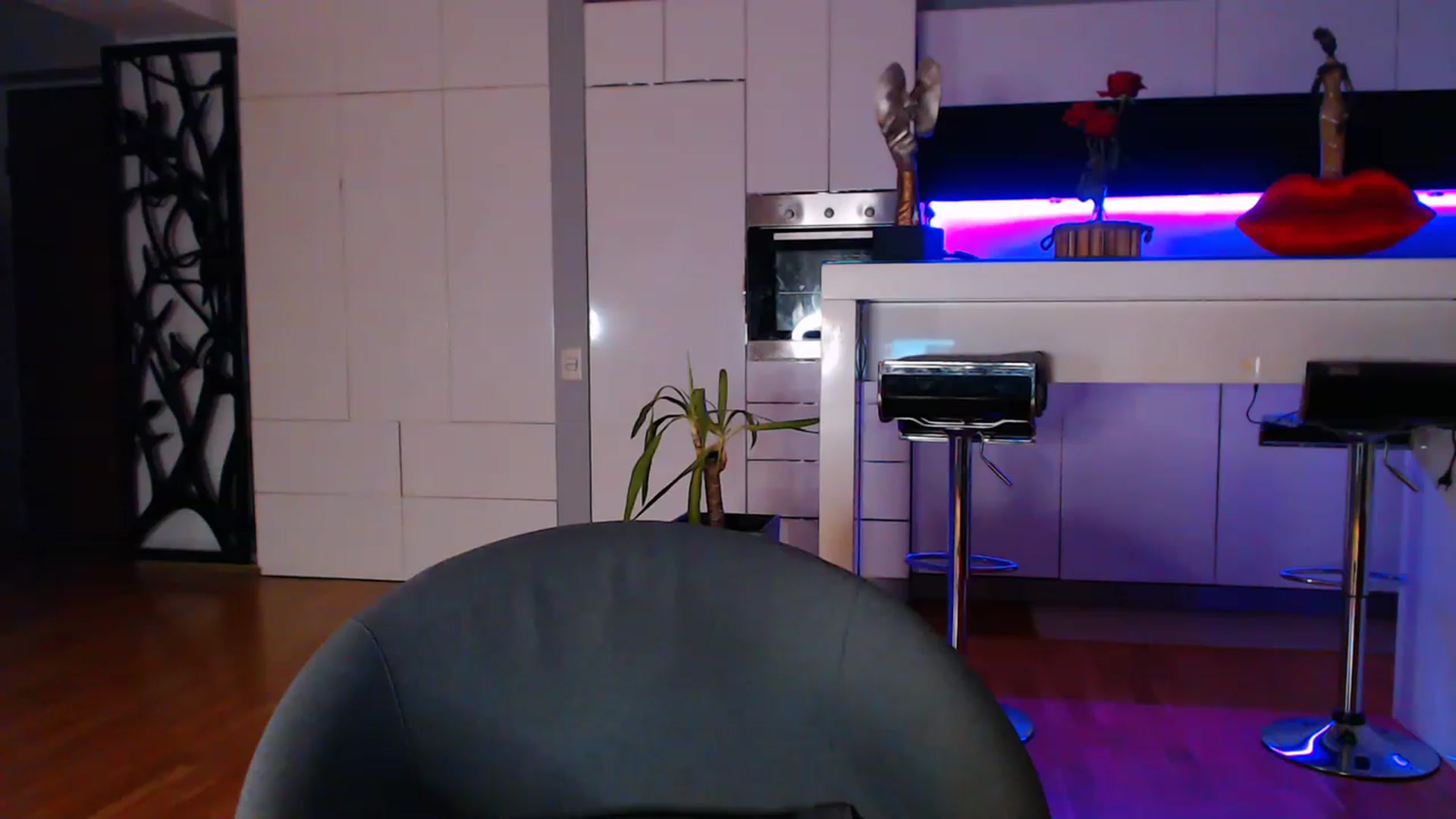 Gallery image thumbnail from D_y_y's myfreecams stream on, 03/19/2023, 05:18 image 2 of 20