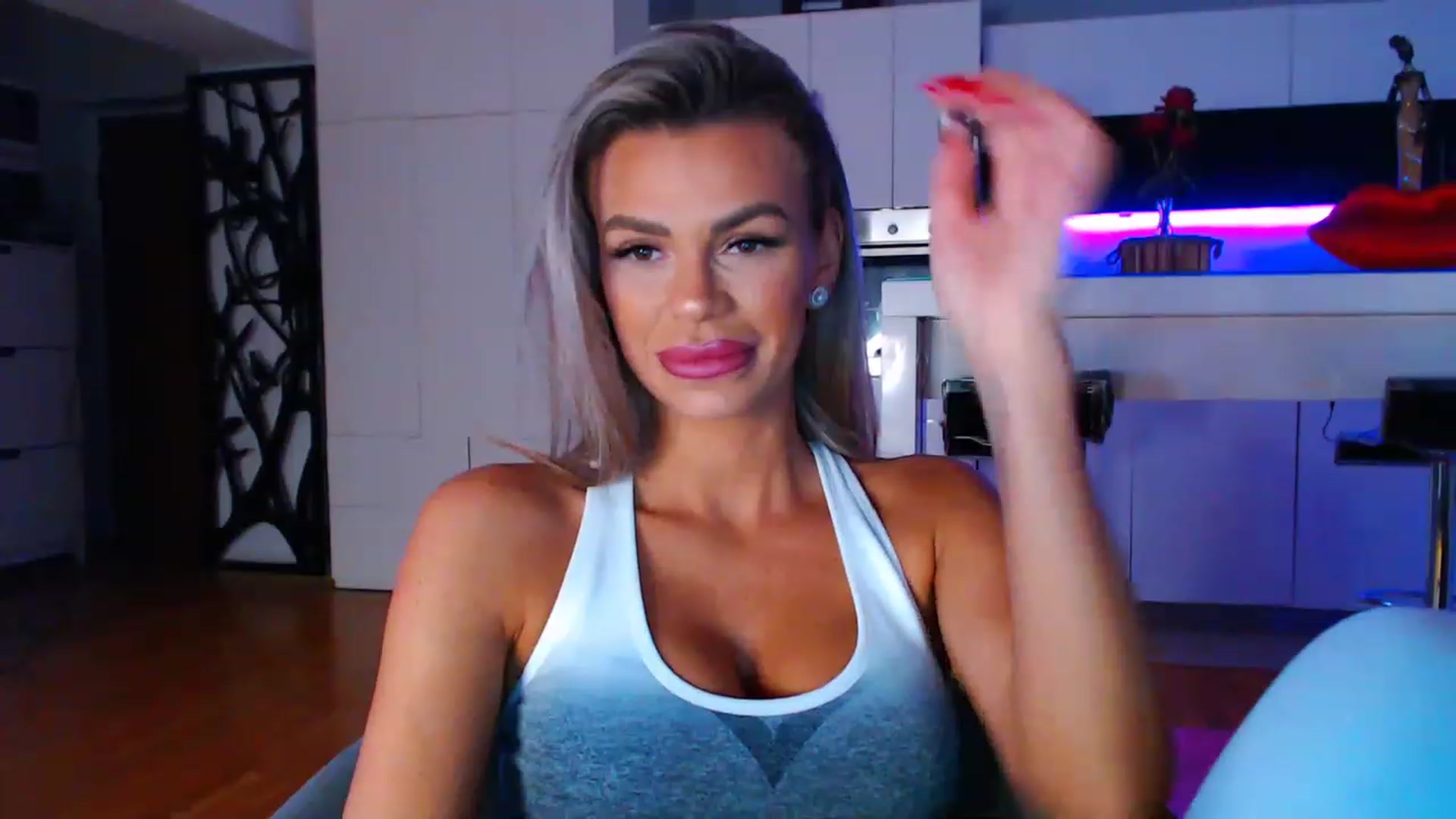 Gallery image thumbnail from D_y_y's myfreecams stream on, 03/23/2023, 04:52 image 18 of 20
