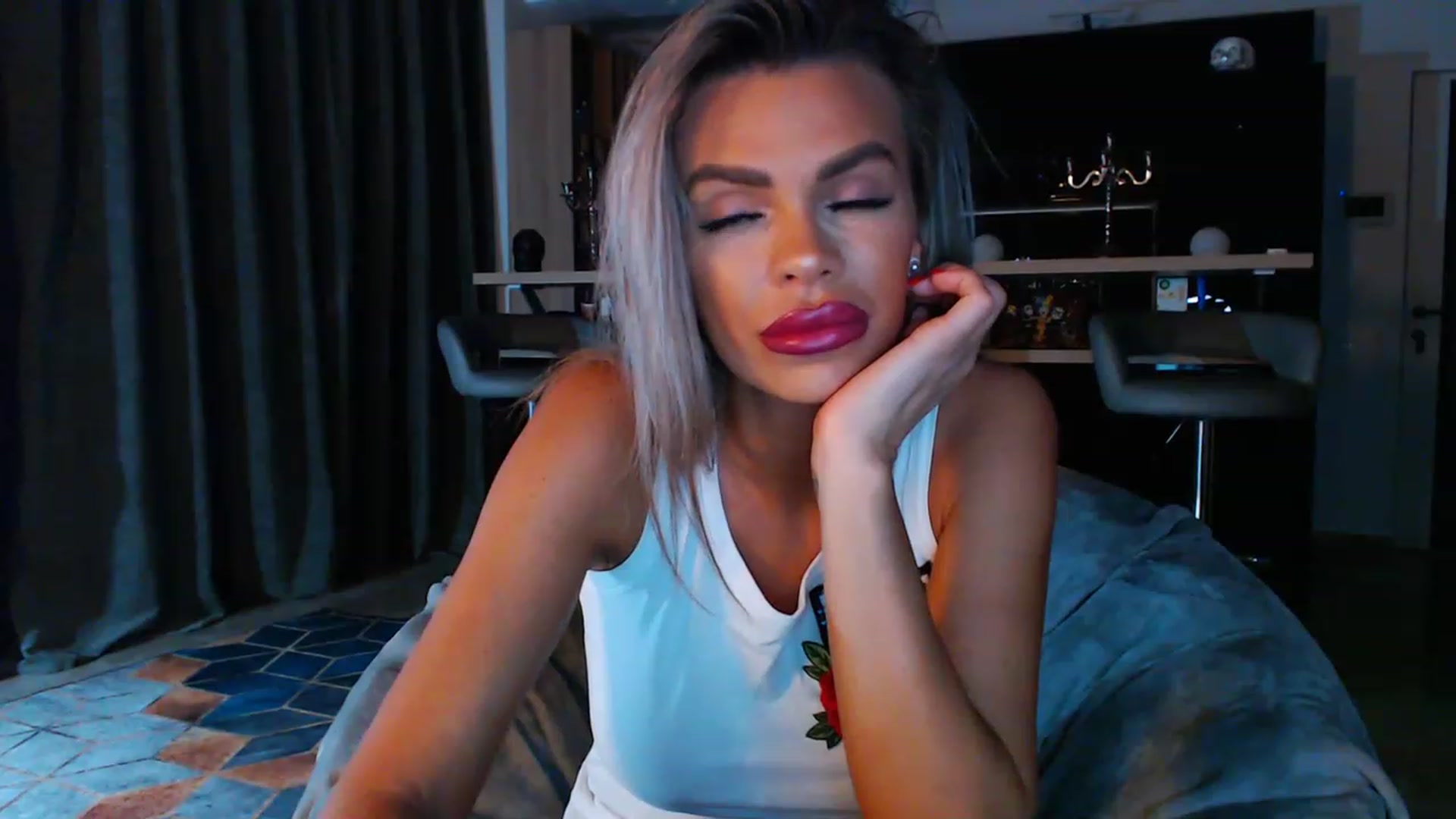 Gallery image thumbnail from D_y_y's myfreecams stream on, 03/26/2023, 03:07 image 11 of 20