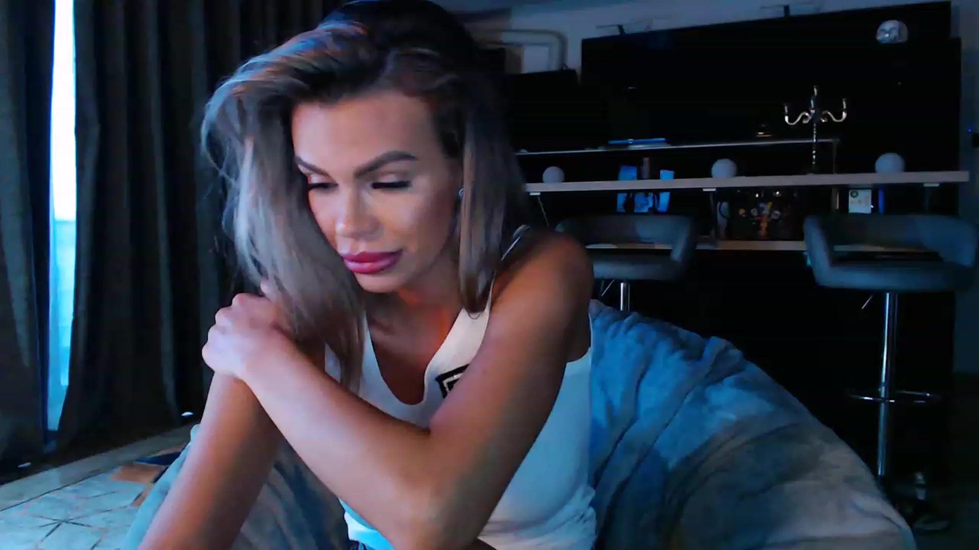 Gallery image thumbnail from D_y_y's myfreecams stream on, 03/26/2023, 04:48 image 6 of 20