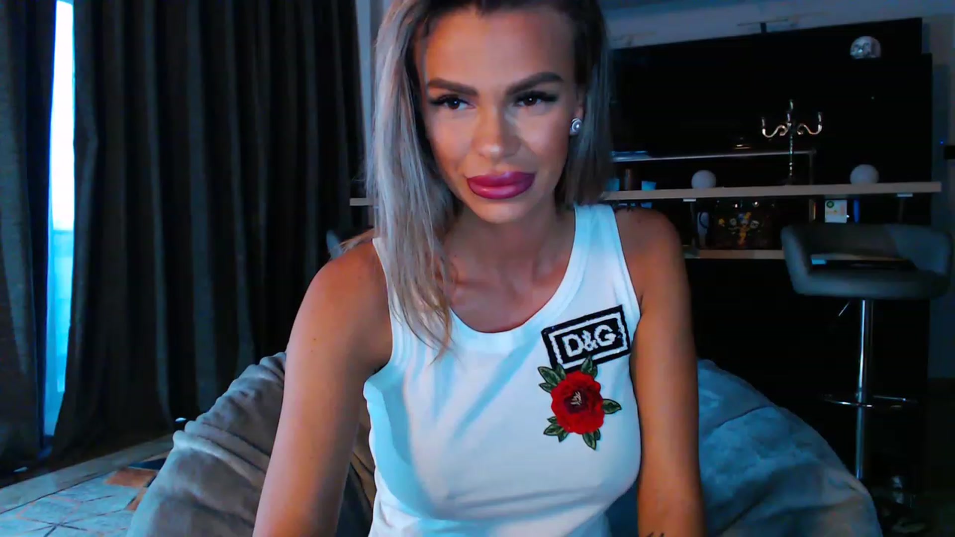 Gallery image thumbnail from D_y_y's myfreecams stream on, 03/26/2023, 04:48 image 4 of 20