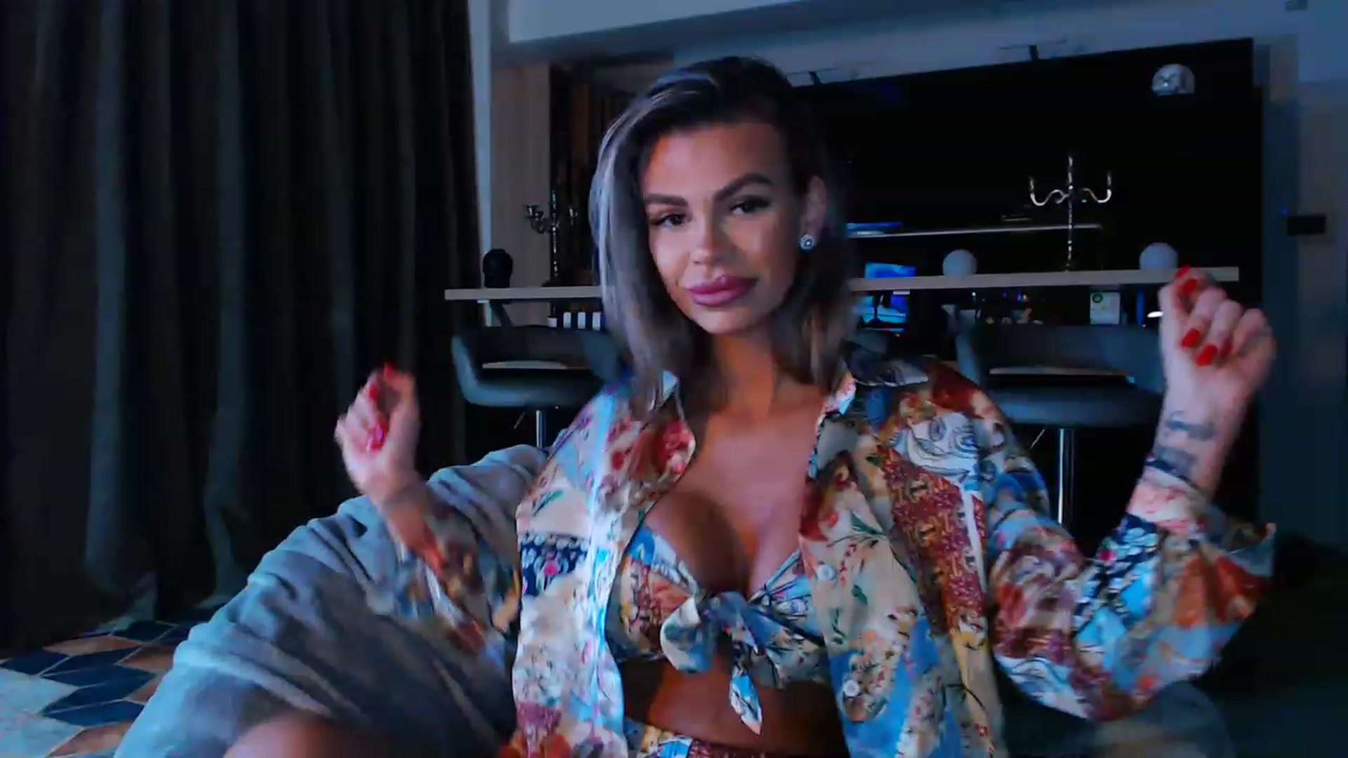 Gallery image thumbnail from D_y_y's myfreecams stream on, 03/27/2023, 04:18 image 15 of 20