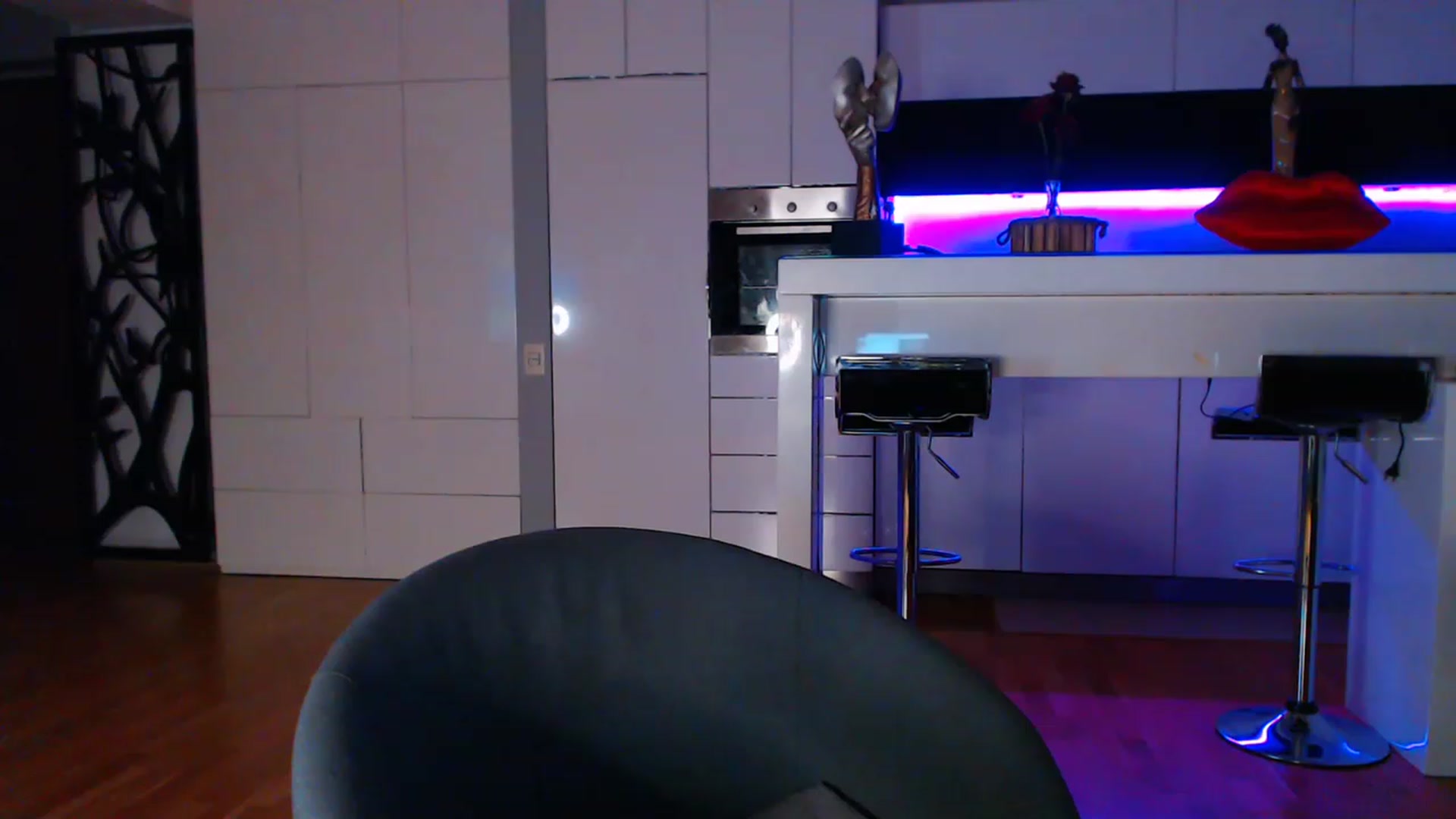 Gallery image thumbnail from D_y_y's myfreecams stream on, 04/02/2023, 04:28 image 11 of 20