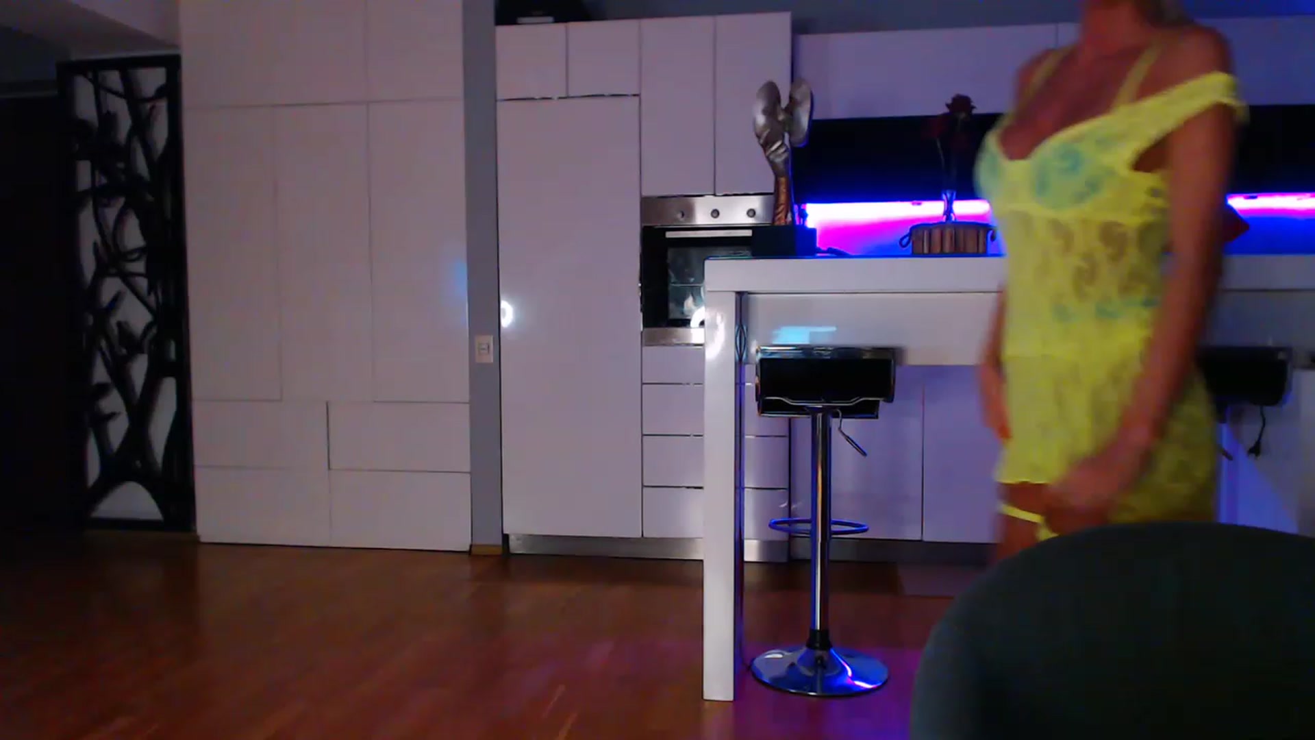 Gallery image thumbnail from D_y_y's myfreecams stream on, 04/02/2023, 04:28 image 5 of 20