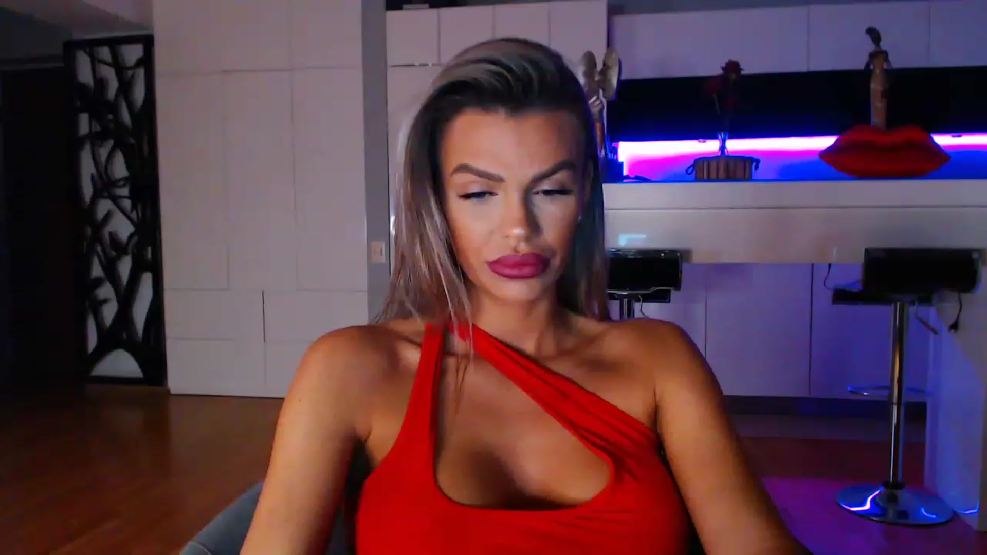 Gallery image thumbnail from D_y_y's myfreecams stream on, 04/03/2023, 02:08 image 15 of 20