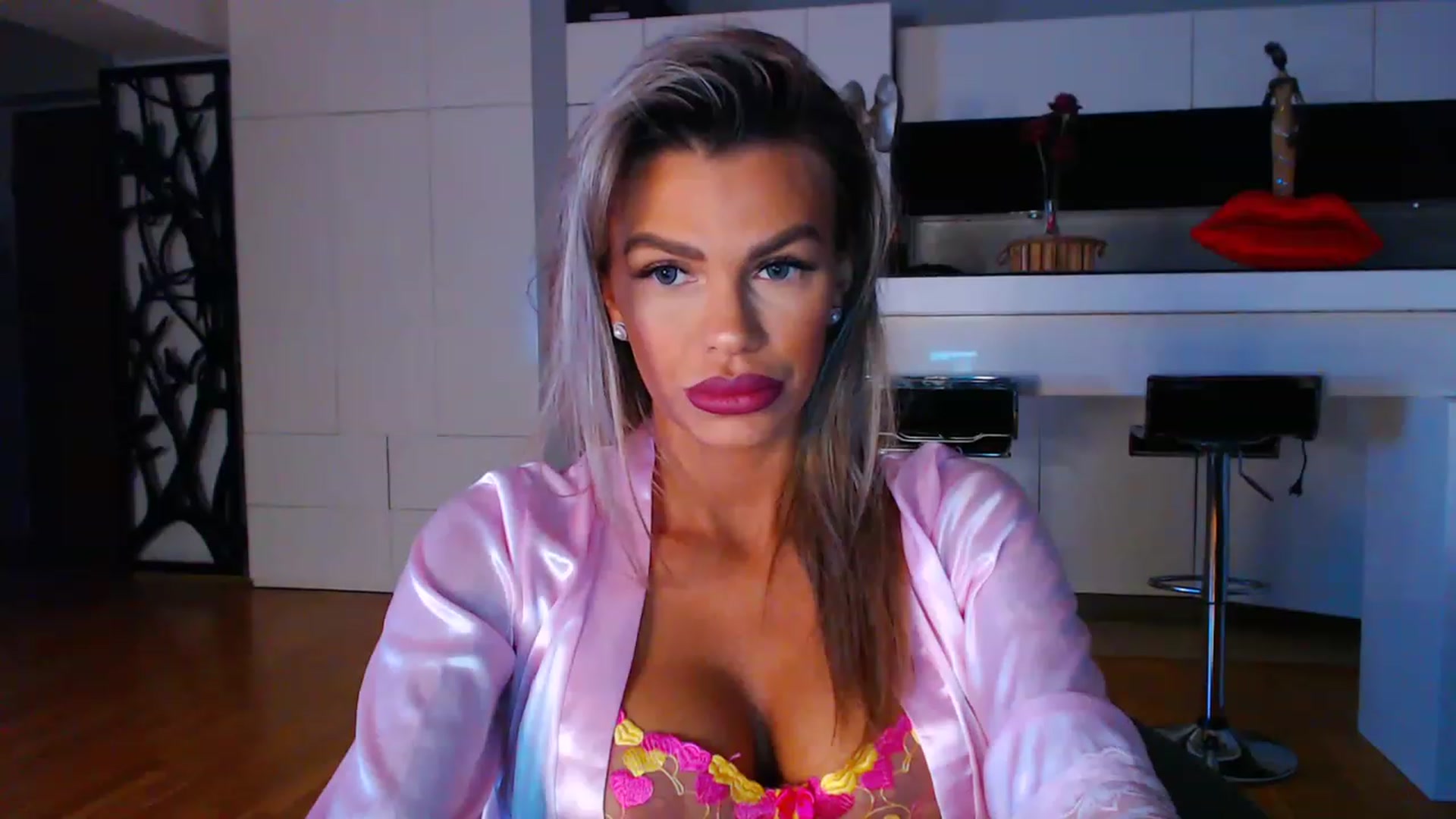 Gallery image thumbnail from D_y_y's myfreecams stream on, 04/04/2023, 04:08 image 20 of 20