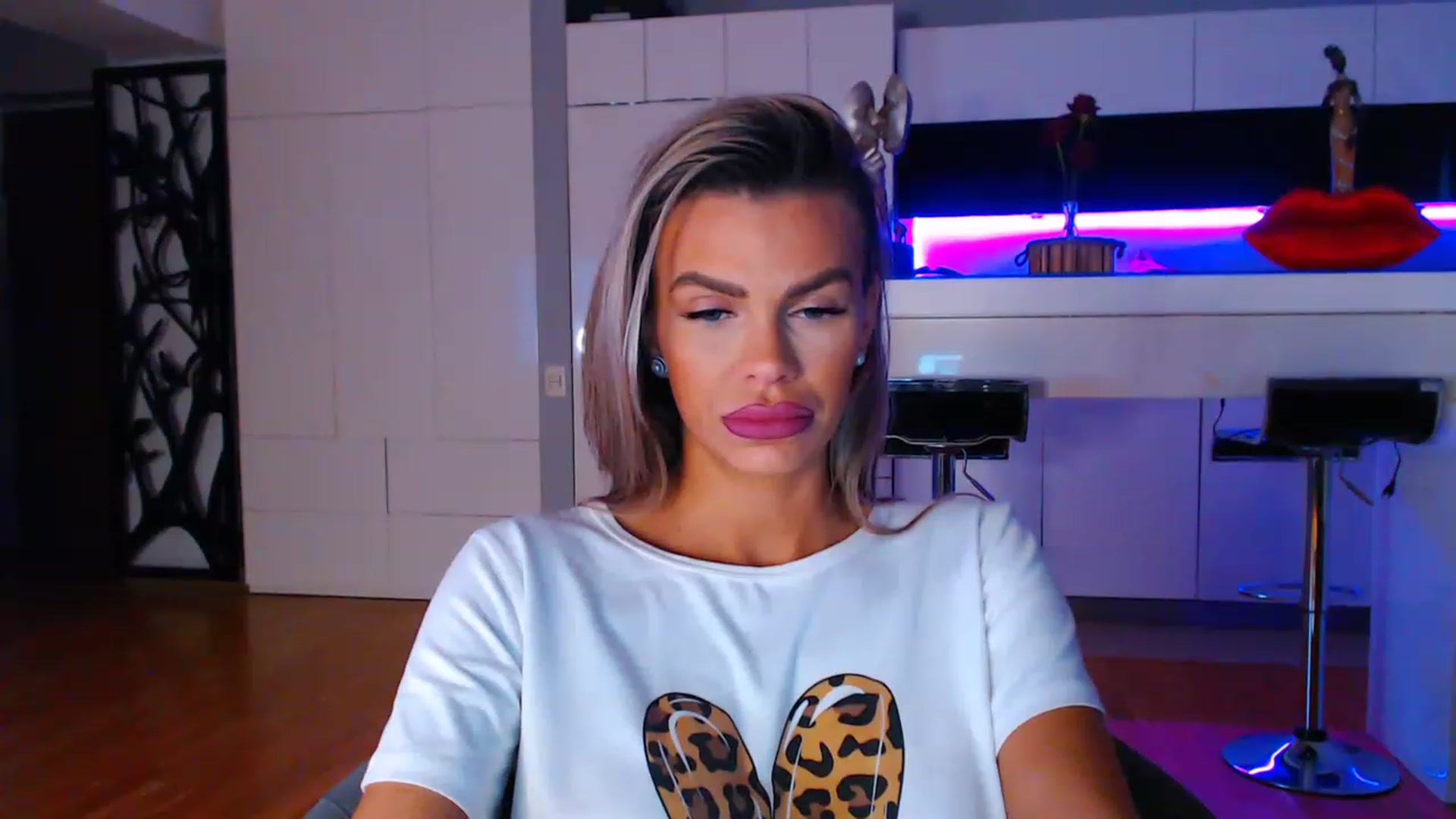 Gallery image thumbnail from D_y_y's myfreecams stream on, 04/08/2023, 04:19 image 20 of 20