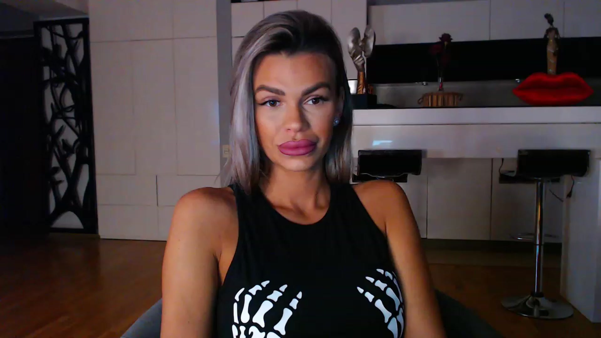 Gallery image thumbnail from D_y_y's myfreecams stream on, 04/14/2023, 04:18 image 6 of 20