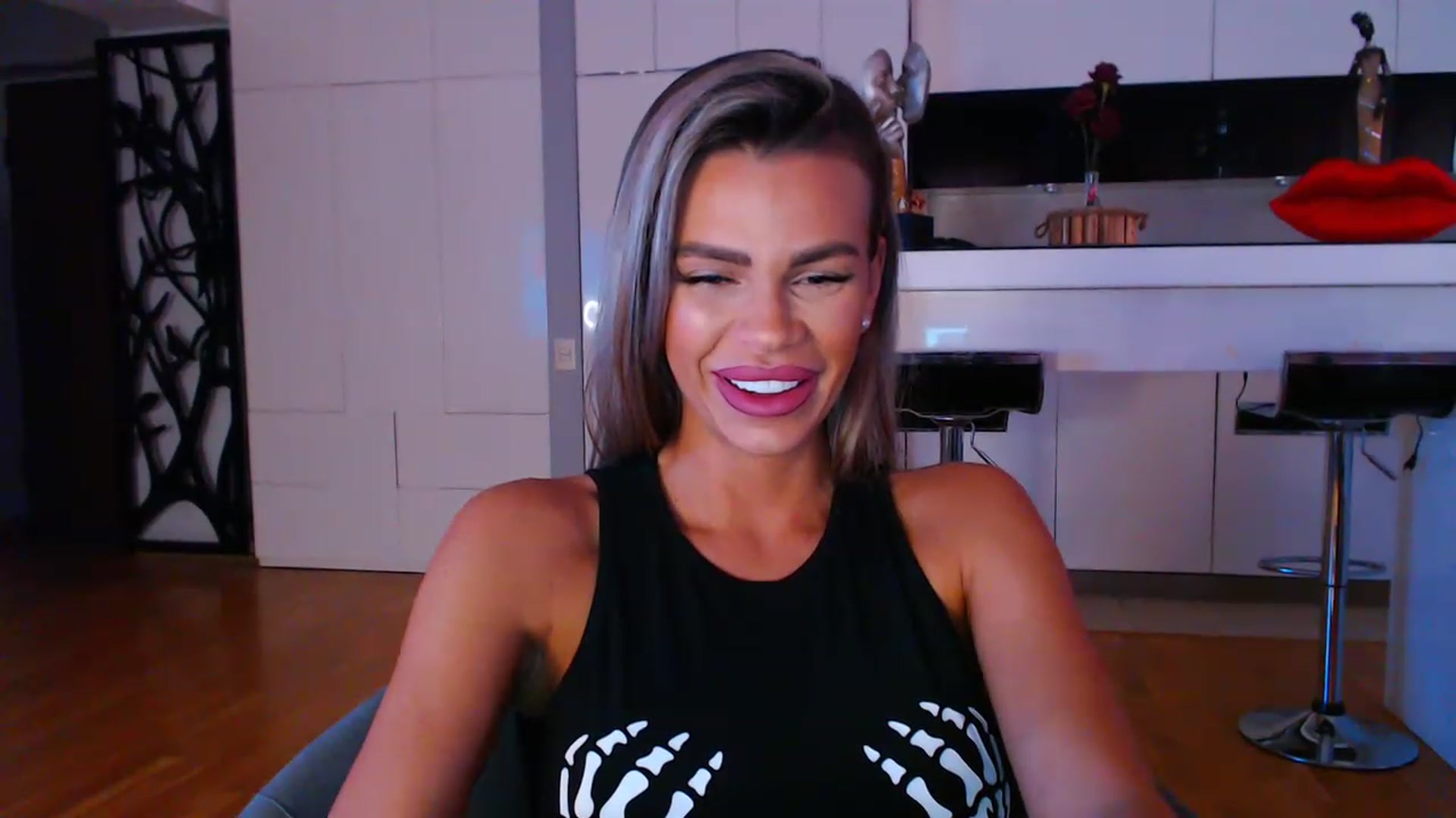 Gallery image thumbnail from D_y_y's myfreecams stream on, 04/14/2023, 04:18 image 16 of 20