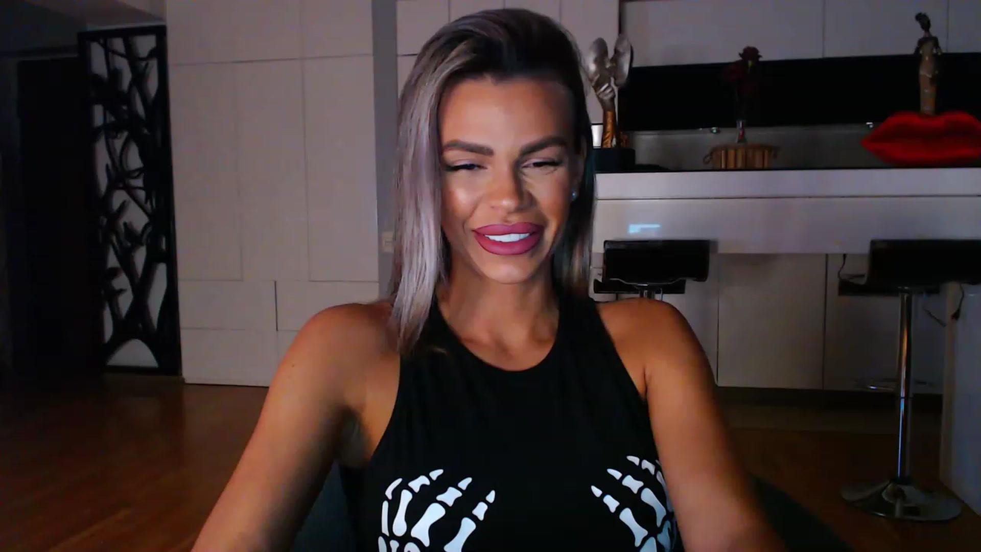 Gallery image thumbnail from D_y_y's myfreecams stream on, 04/14/2023, 04:18 image 3 of 20