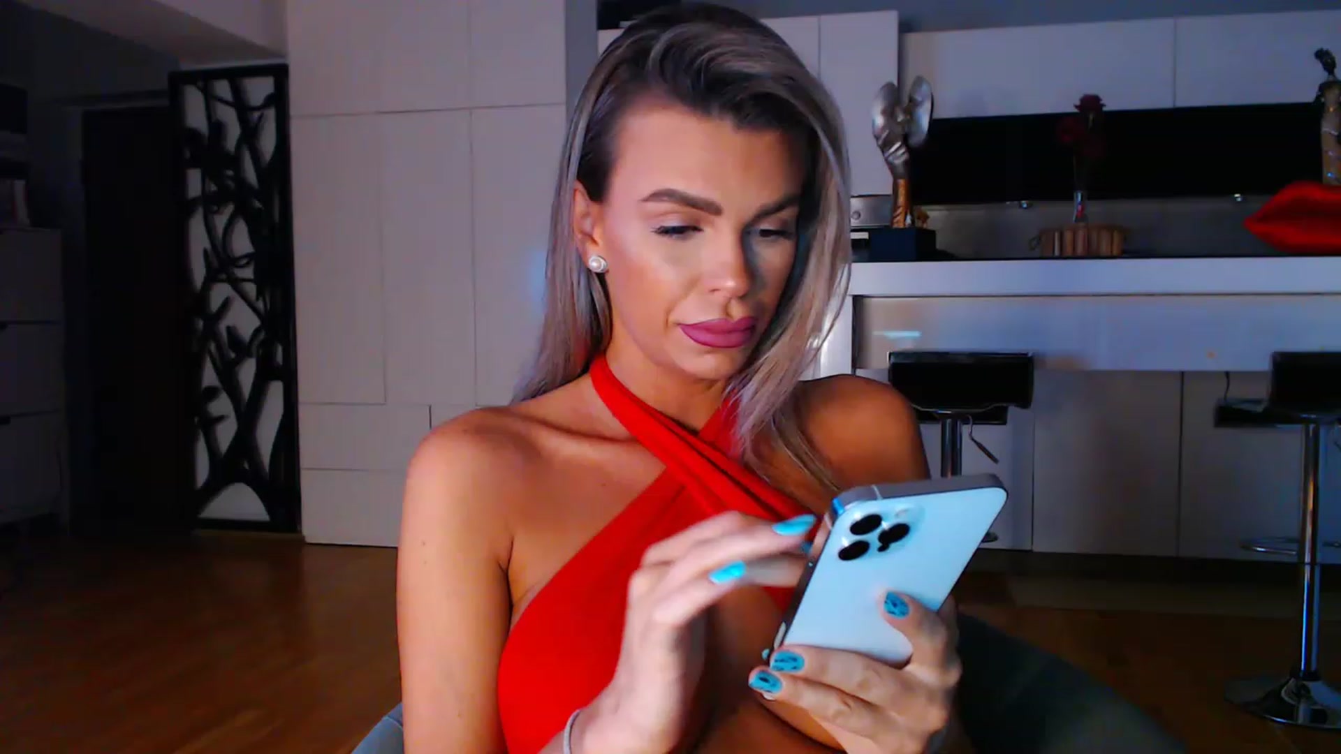 Gallery image thumbnail from D_y_y's myfreecams stream on, 04/16/2023, 04:22 image 2 of 20