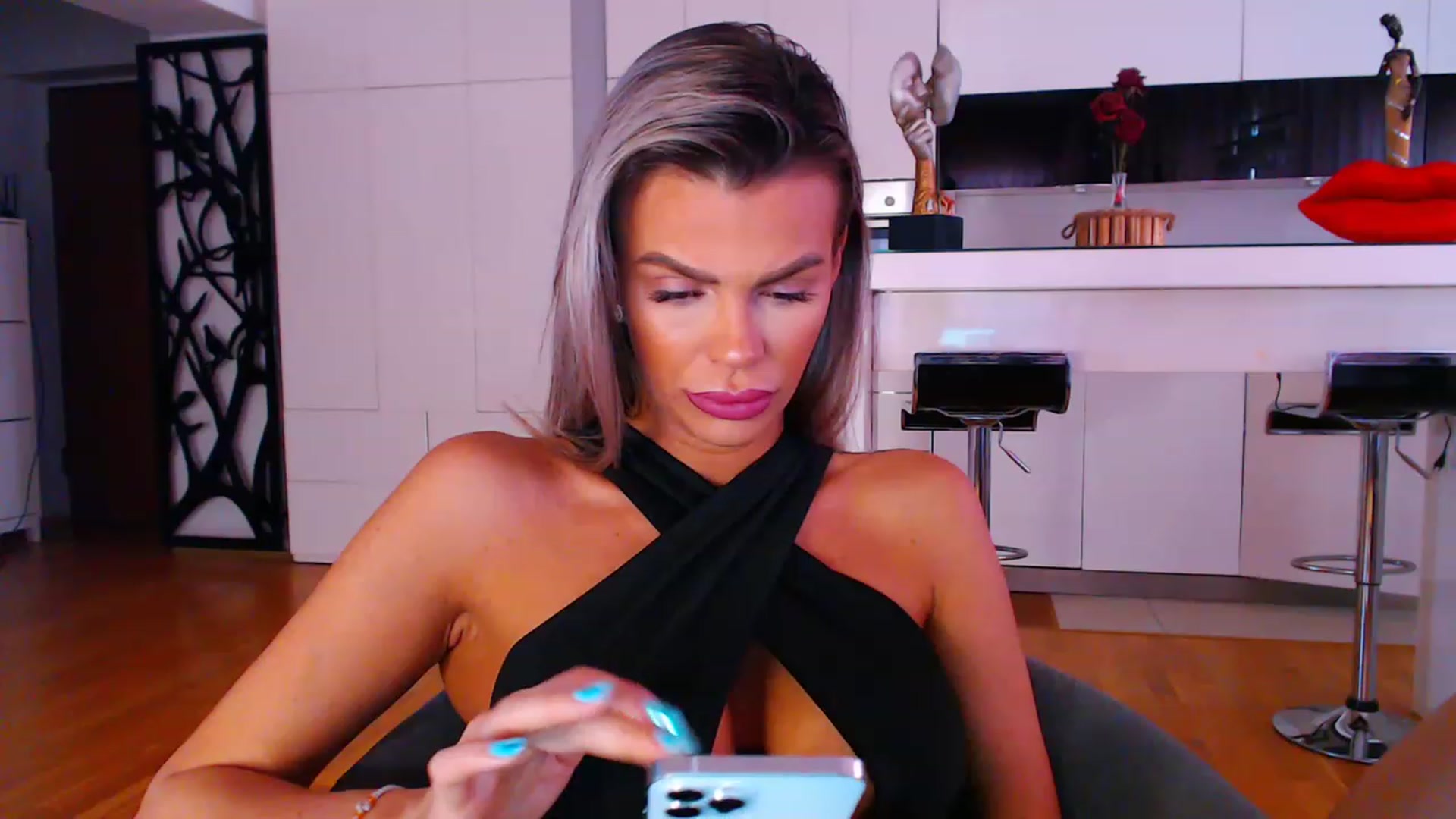 Gallery image thumbnail from D_y_y's myfreecams stream on, 04/22/2023, 04:28 image 14 of 20
