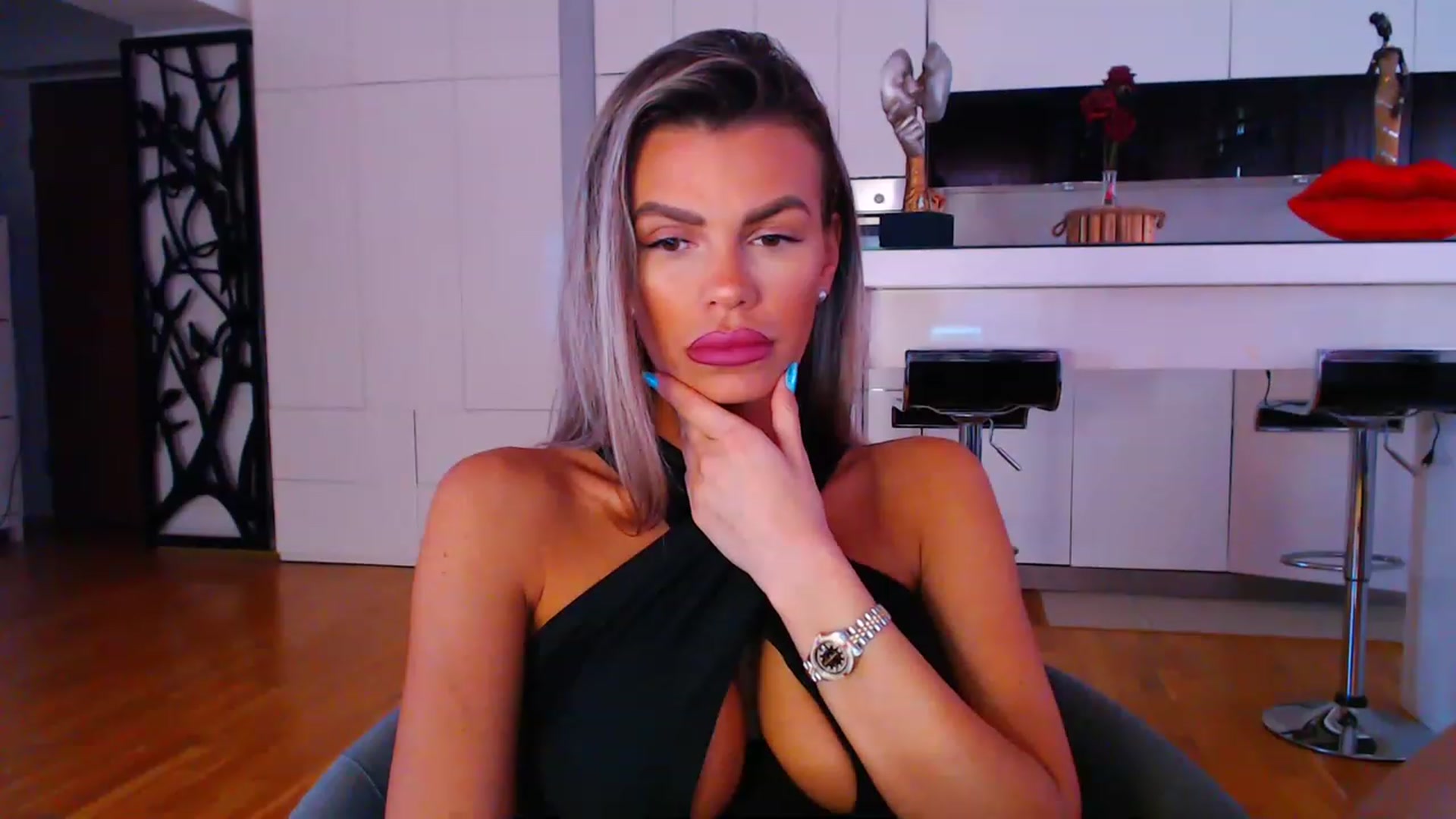 Gallery image thumbnail from D_y_y's myfreecams stream on, 04/22/2023, 04:28 image 2 of 20