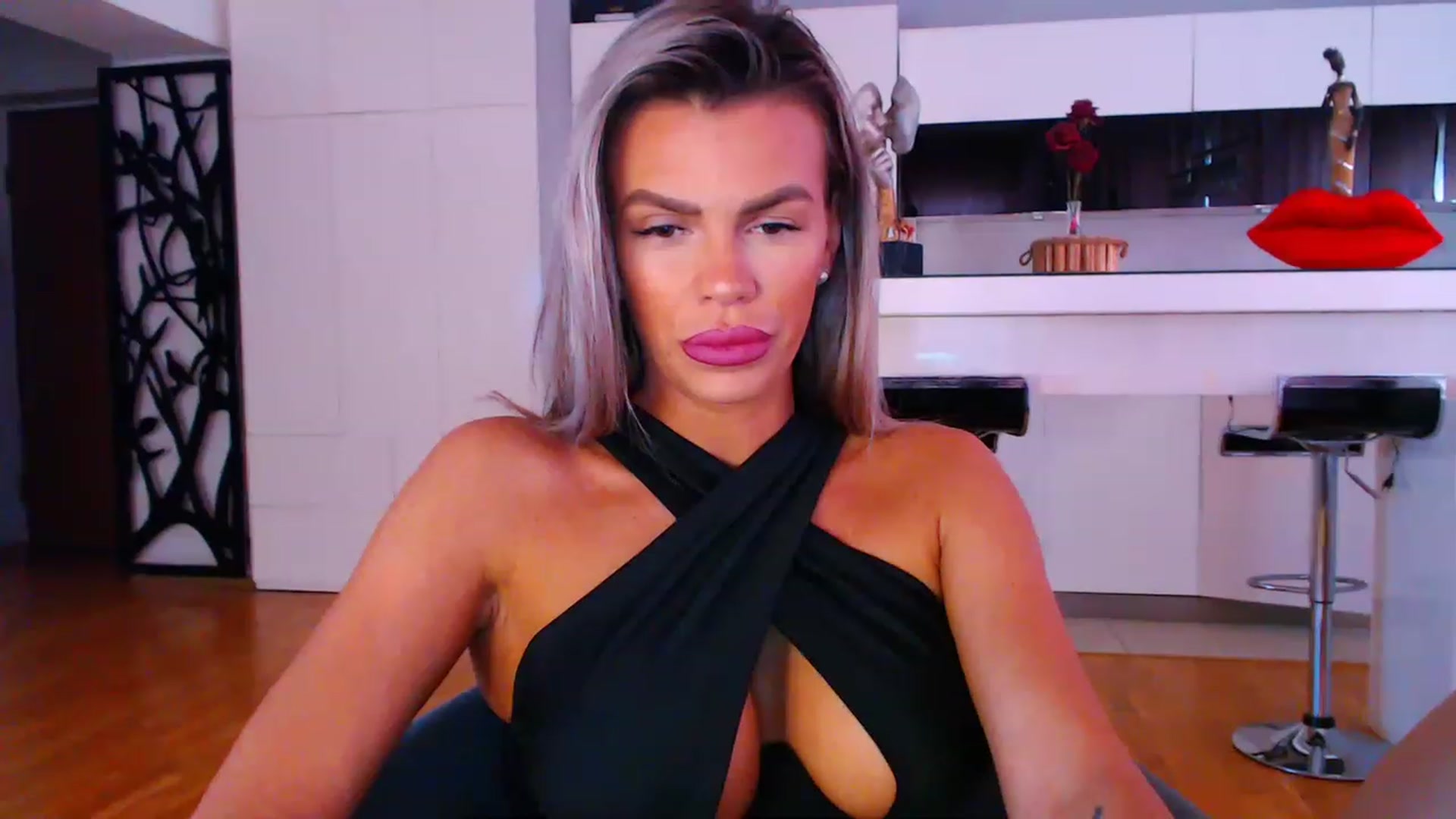 Gallery image thumbnail from D_y_y's myfreecams stream on, 04/22/2023, 04:28 image 18 of 20