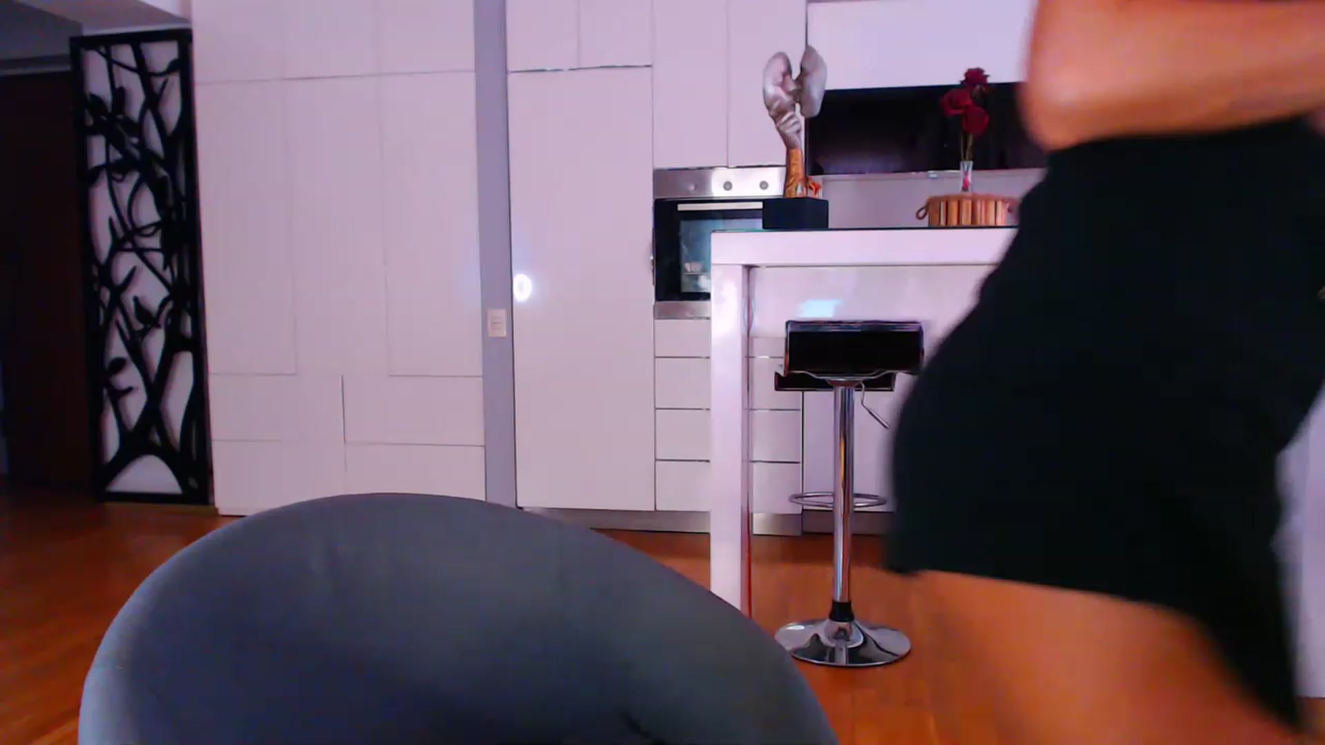 Gallery image thumbnail from D_y_y's myfreecams stream on, 04/22/2023, 04:28 image 16 of 20