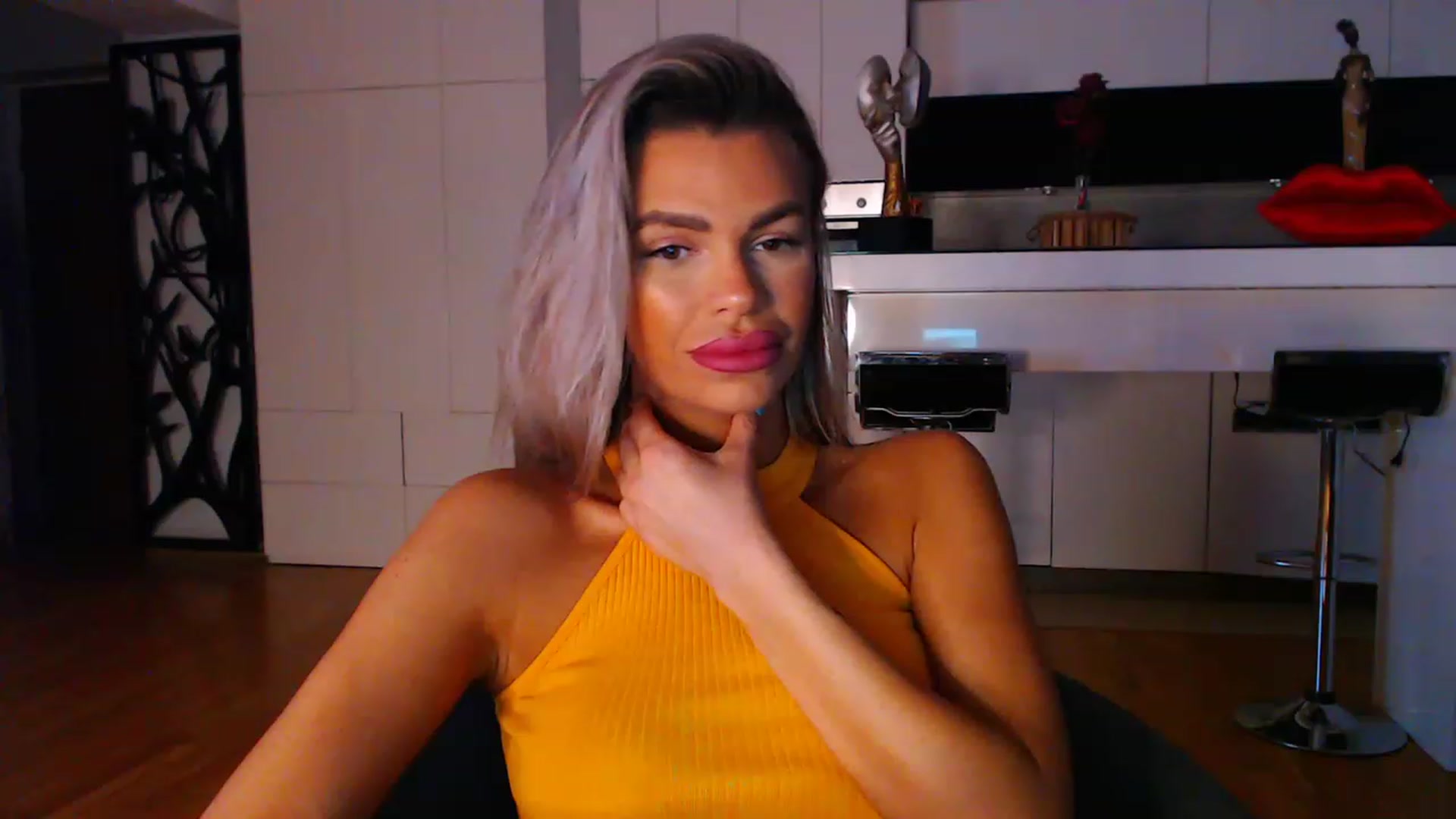 Gallery image thumbnail from D_y_y's myfreecams stream on, 04/25/2023, 03:44 image 6 of 20
