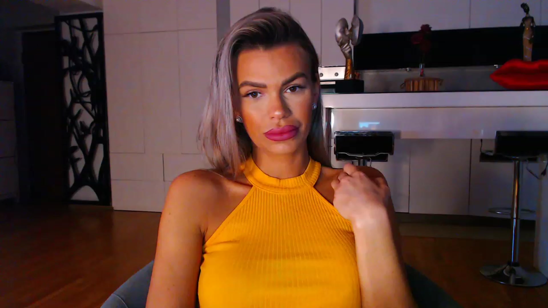 Gallery image thumbnail from D_y_y's myfreecams stream on, 04/25/2023, 03:44 image 19 of 20