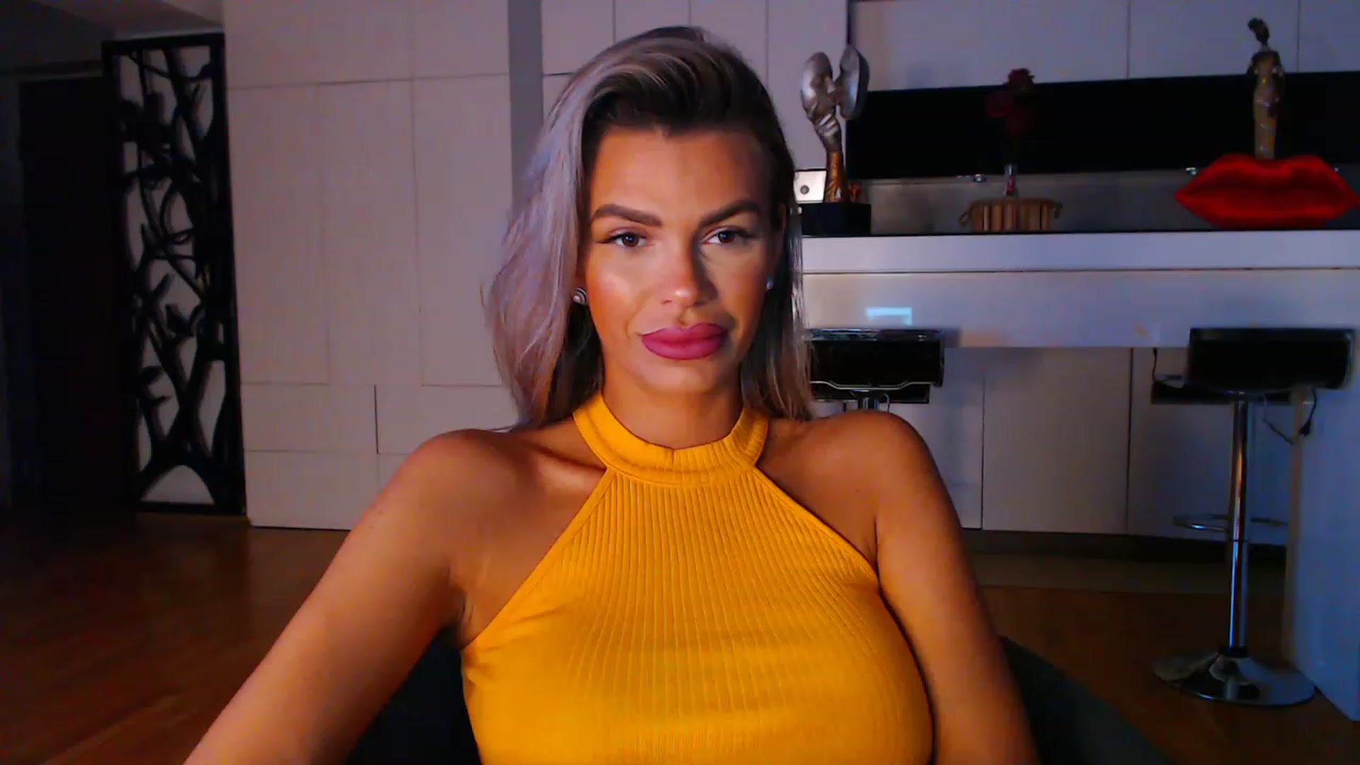 Gallery image thumbnail from D_y_y's myfreecams stream on, 04/25/2023, 03:44 image 4 of 20