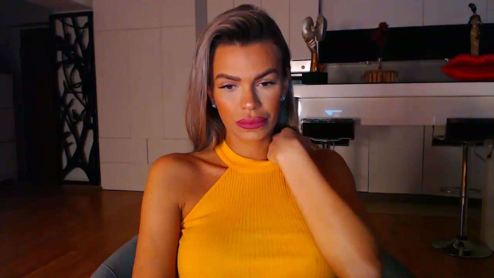 Gallery image thumbnail from D_y_y's myfreecams stream on, 04/25/2023, 03:44 image 18 of 20