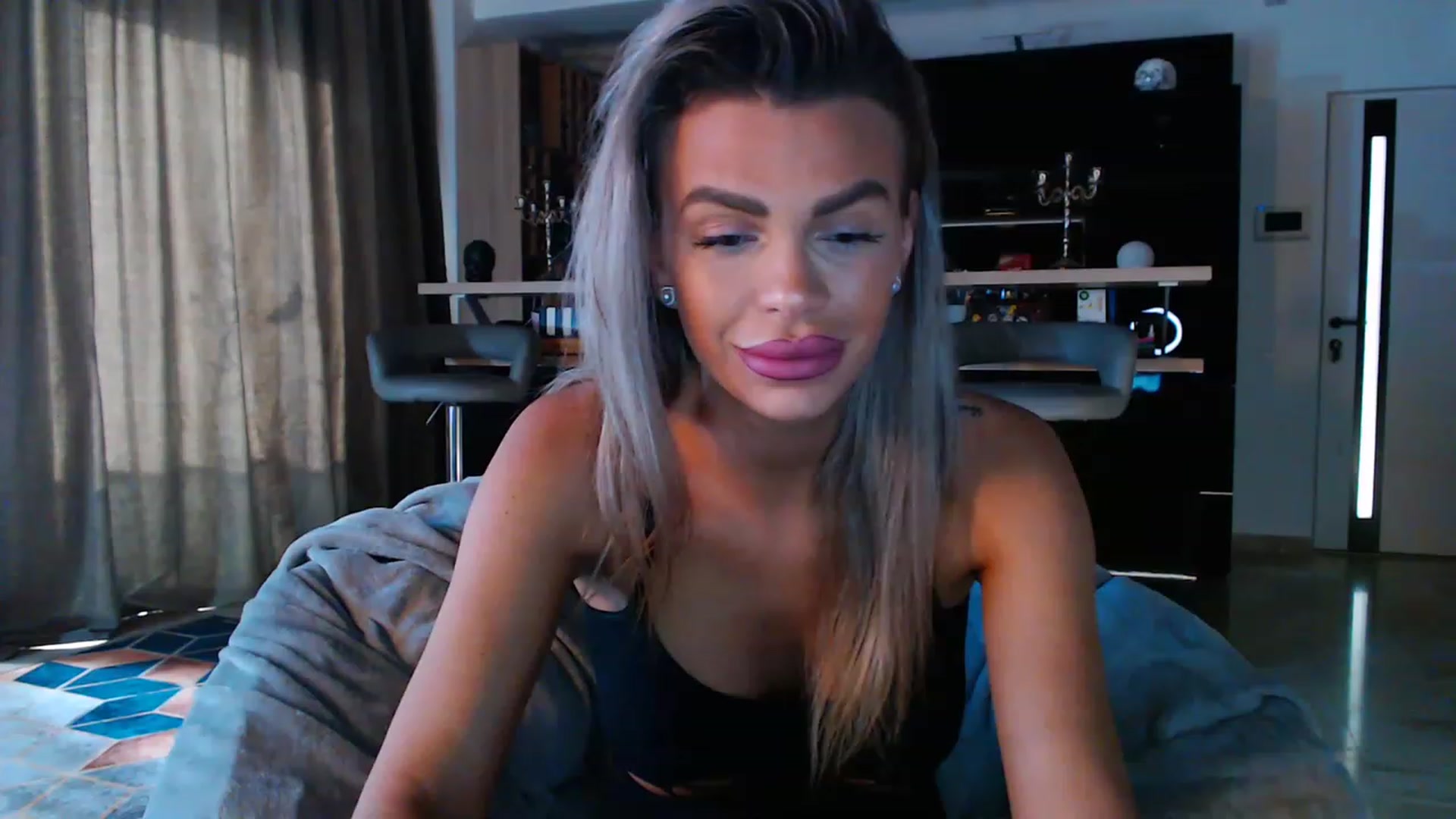 Gallery image thumbnail from D_y_y's myfreecams stream on, 04/27/2023, 04:42 image 13 of 20