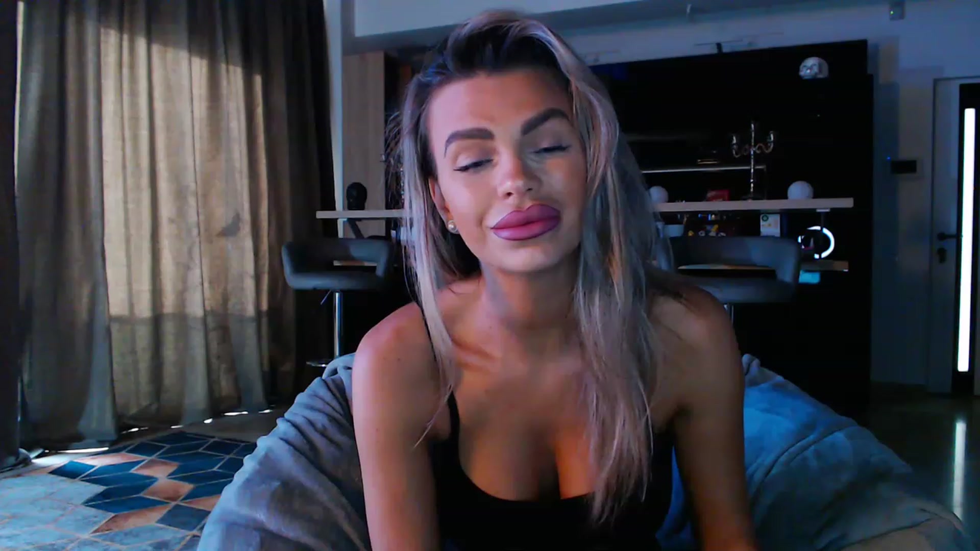 Gallery image thumbnail from D_y_y's myfreecams stream on, 04/27/2023, 04:42 image 3 of 20