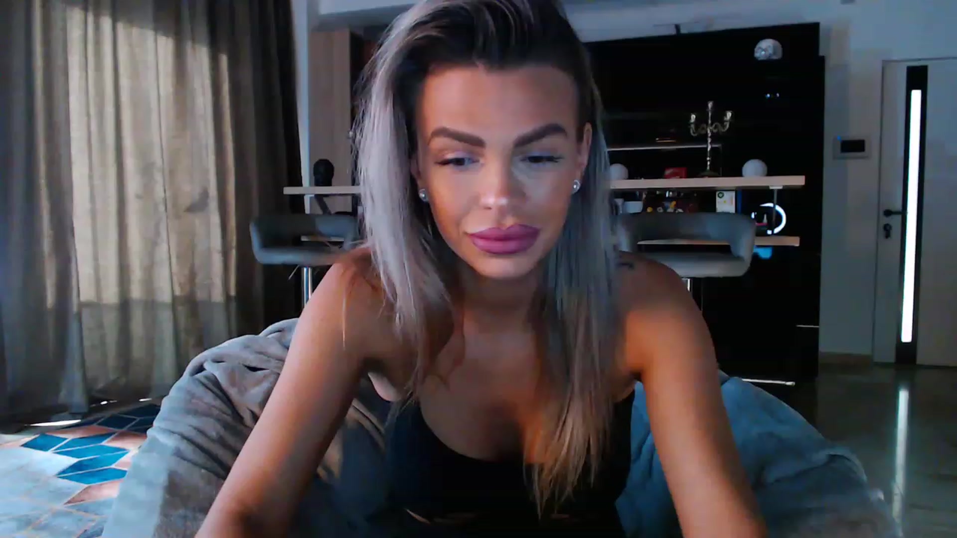 Gallery image thumbnail from D_y_y's myfreecams stream on, 04/27/2023, 04:42 image 9 of 20