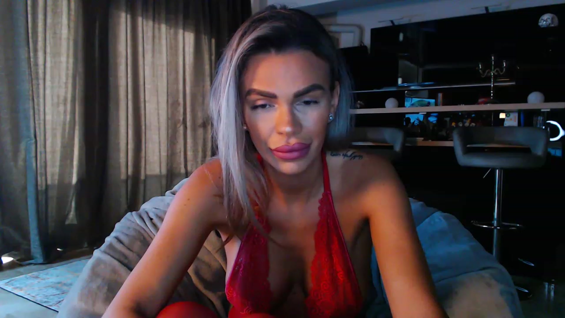 Gallery image thumbnail from D_y_y's myfreecams stream on, 04/30/2023, 04:36 image 16 of 20