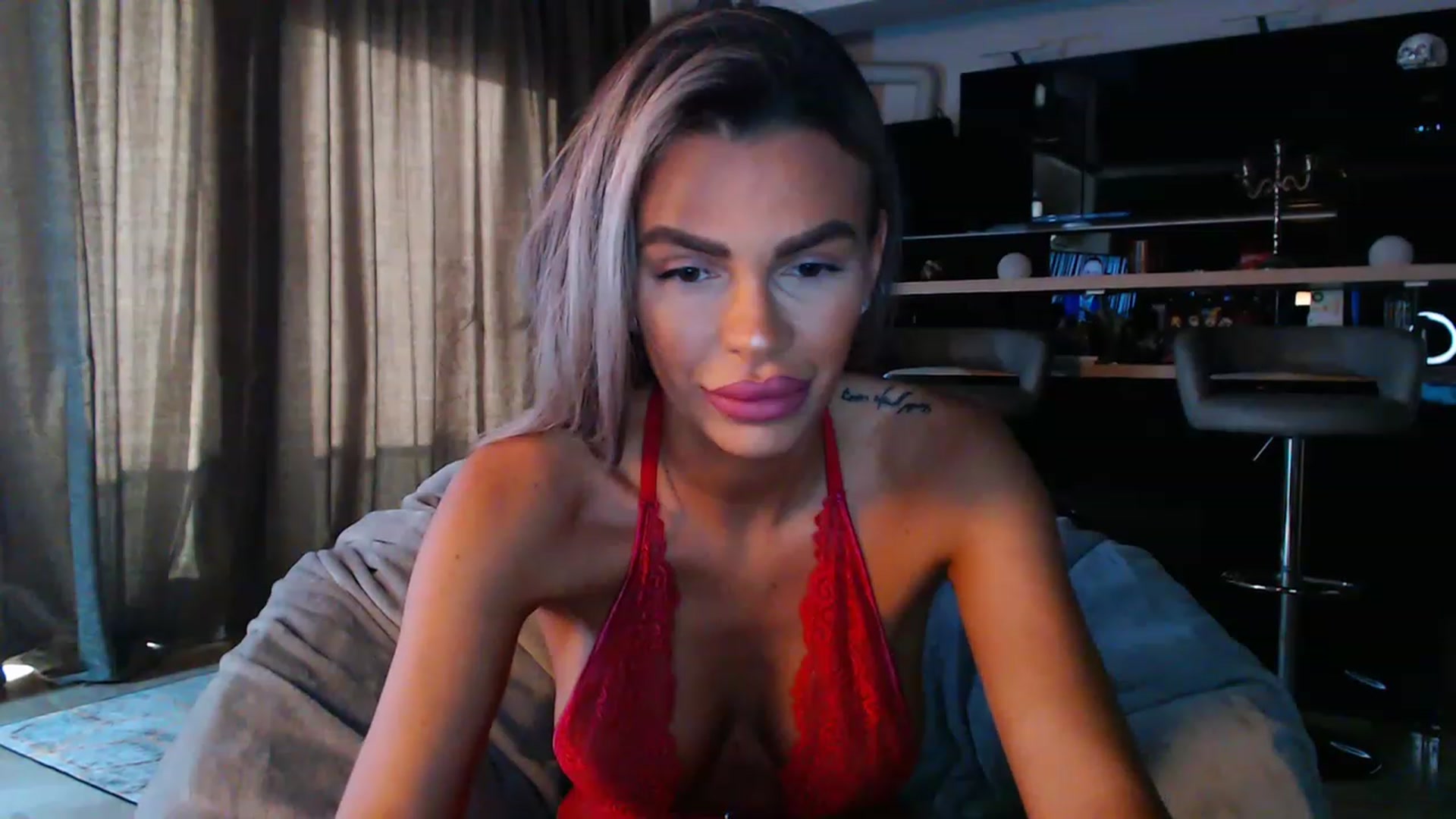 Gallery image thumbnail from D_y_y's myfreecams stream on, 04/30/2023, 04:36 image 15 of 20