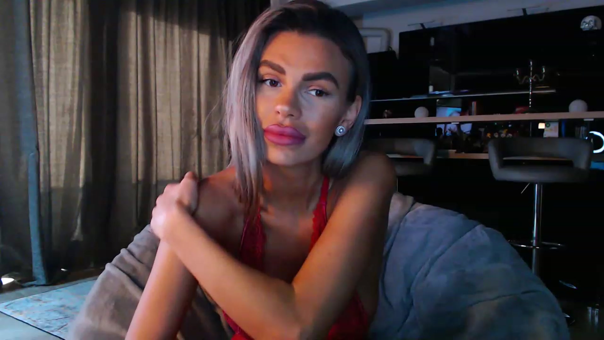 Gallery image thumbnail from D_y_y's myfreecams stream on, 04/30/2023, 04:36 image 12 of 20