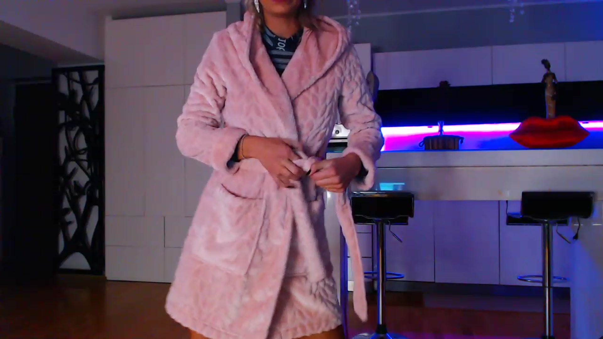 Gallery image thumbnail from D_y_y's myfreecams stream on, 05/07/2023, 03:46 image 8 of 20