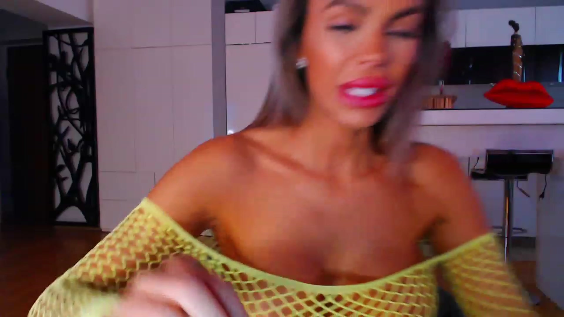 Gallery image thumbnail from D_y_y's myfreecams stream on, 05/14/2023, 04:13 image 12 of 20