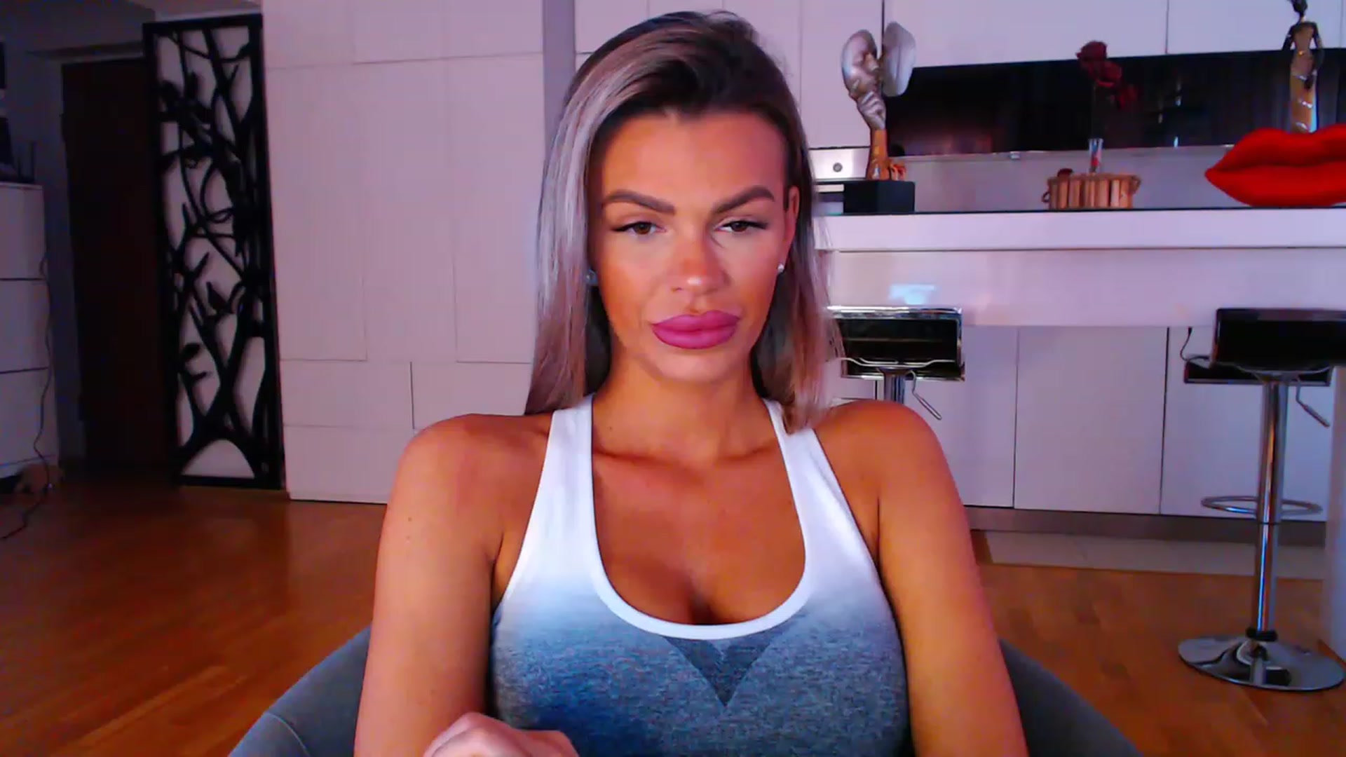 Gallery image thumbnail from D_y_y's myfreecams stream on, 05/23/2023, 03:55 image 14 of 20
